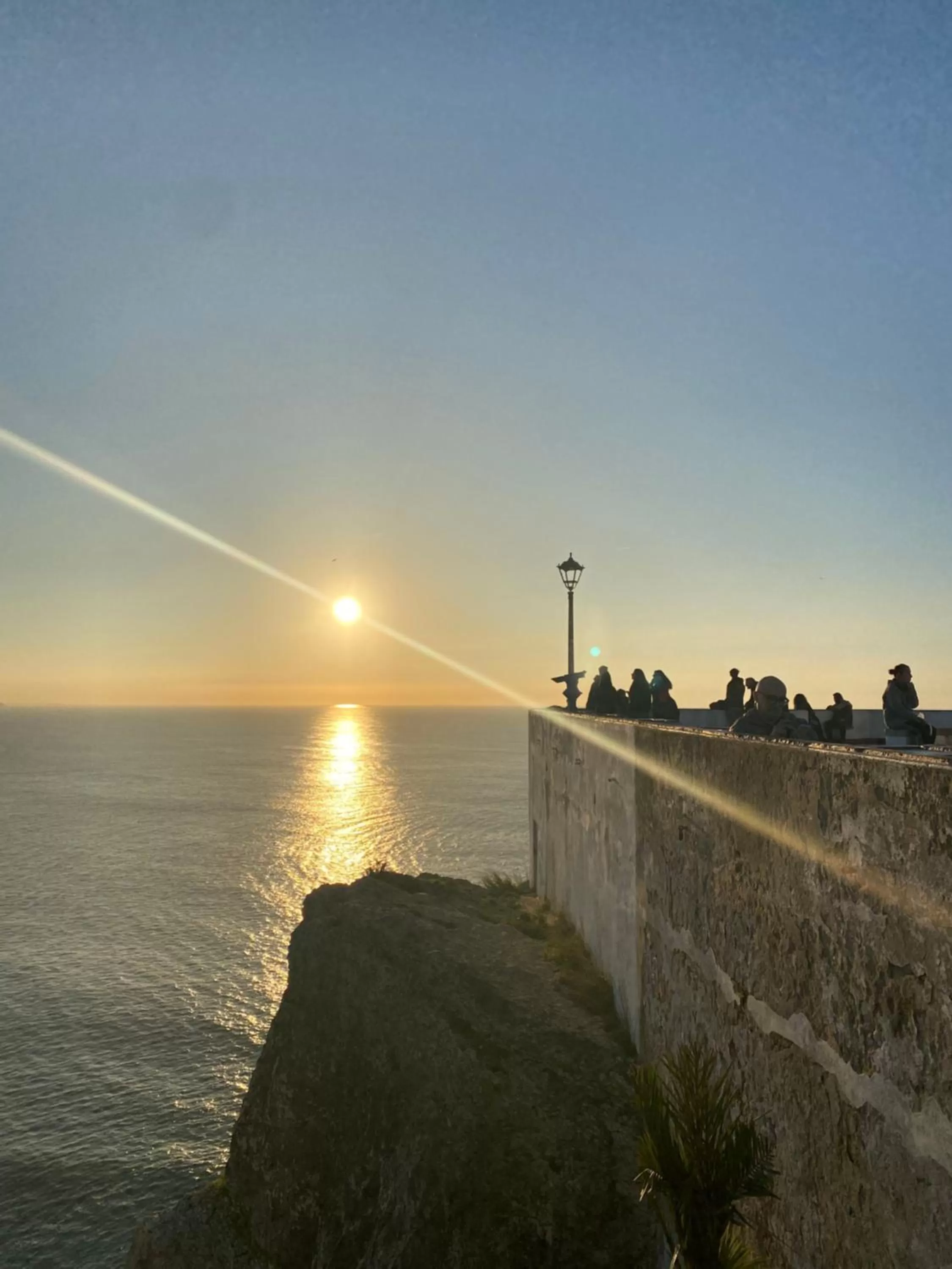Nearby landmark, Sunrise/Sunset in Spray B&B Sitio in Nazare Mini bar, European style
