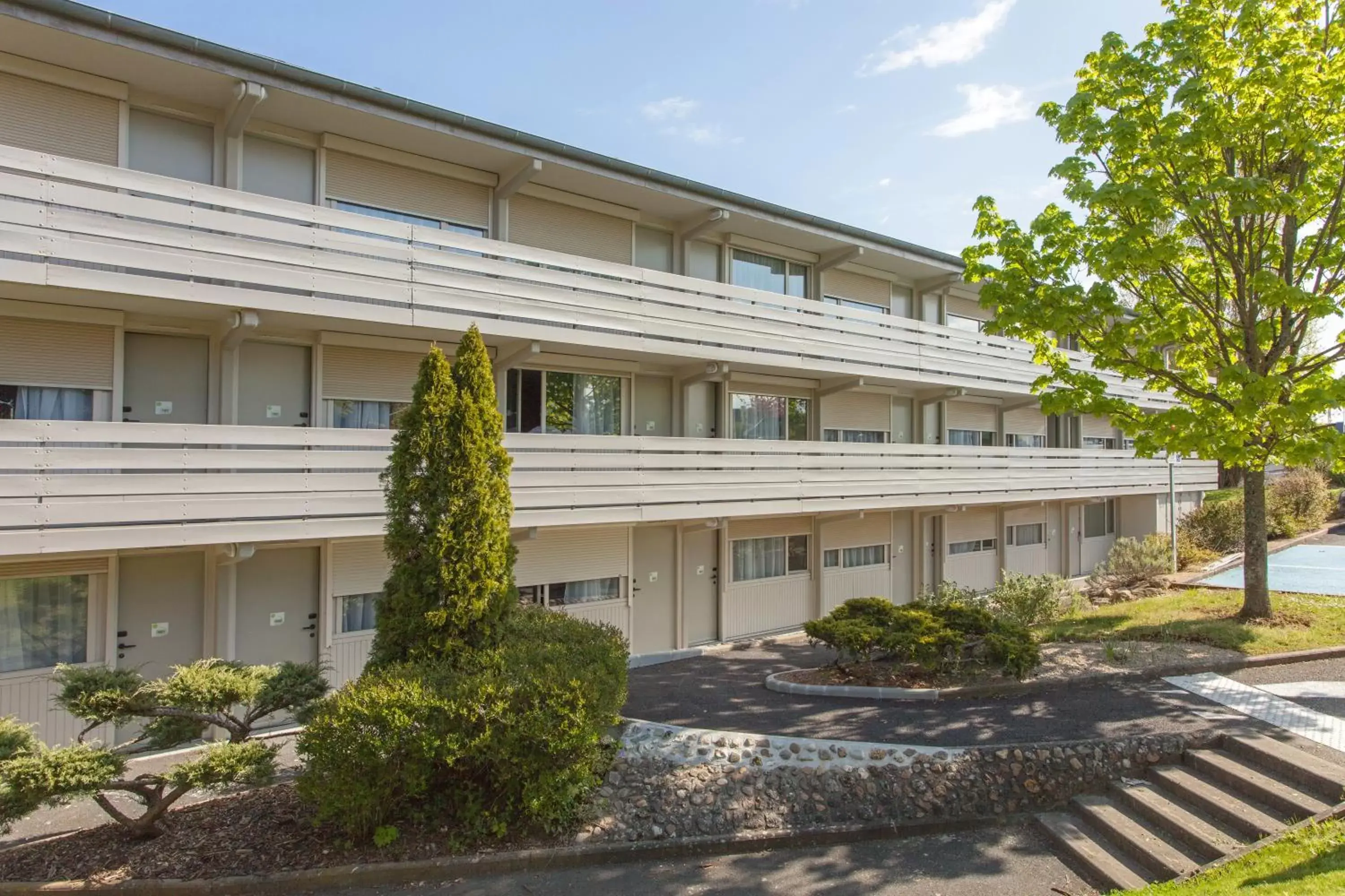 Facade/entrance, Property Building in Campanile Poitiers