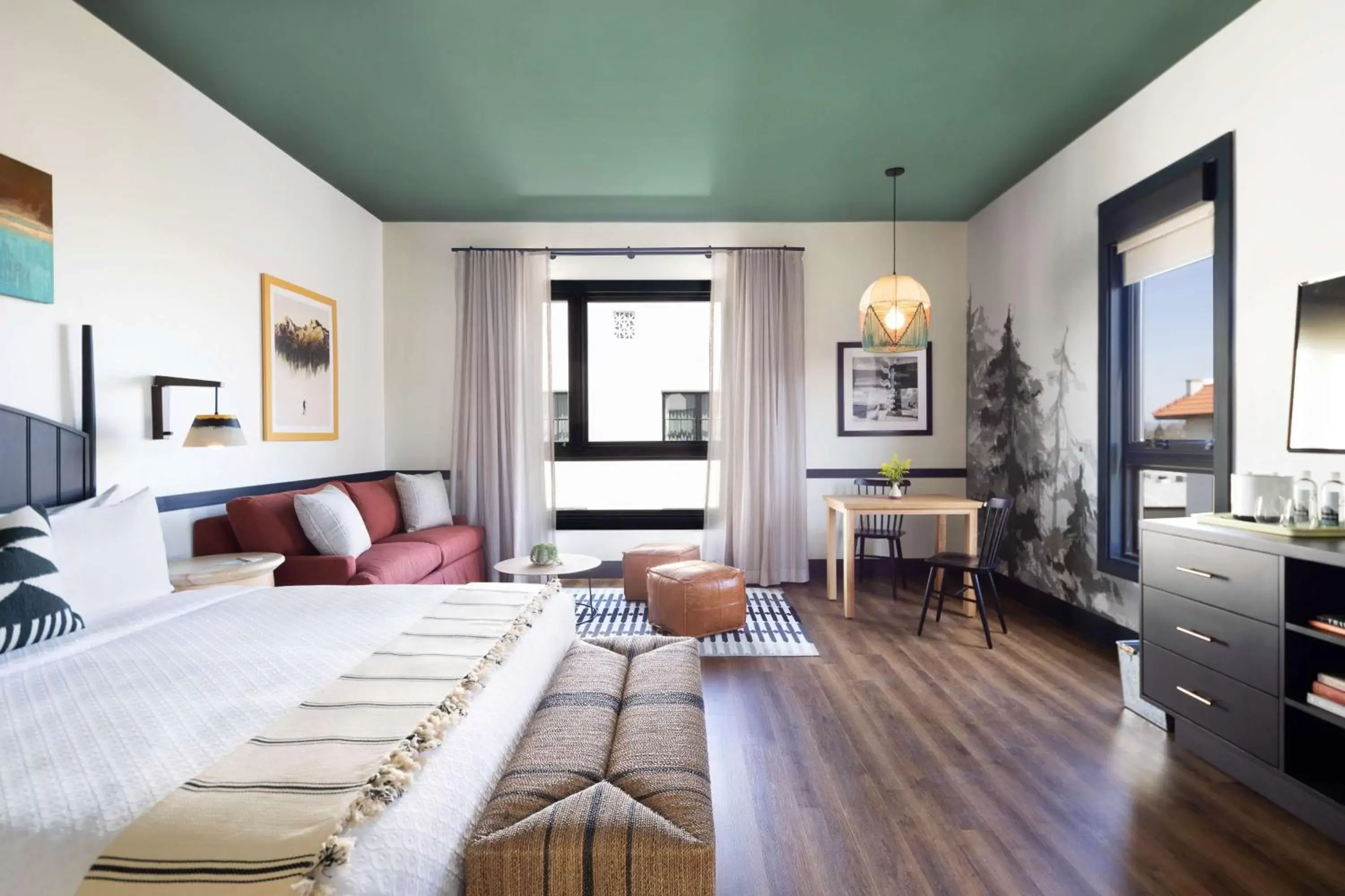 Junior King Suite in El Capitan Hotel Junior King Suite in El Capitan Hotel