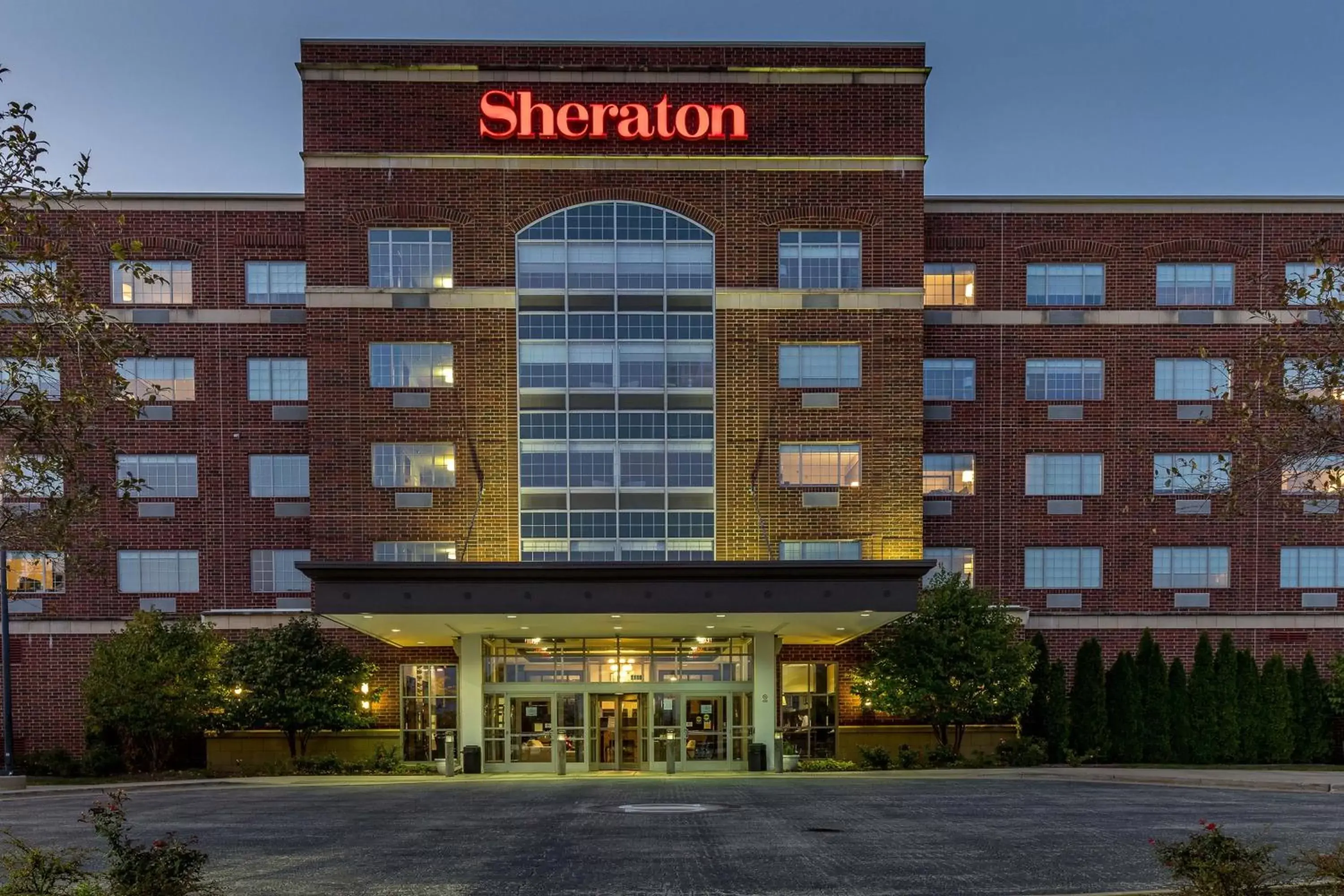 Property Building in Sheraton Chicago Northbrook