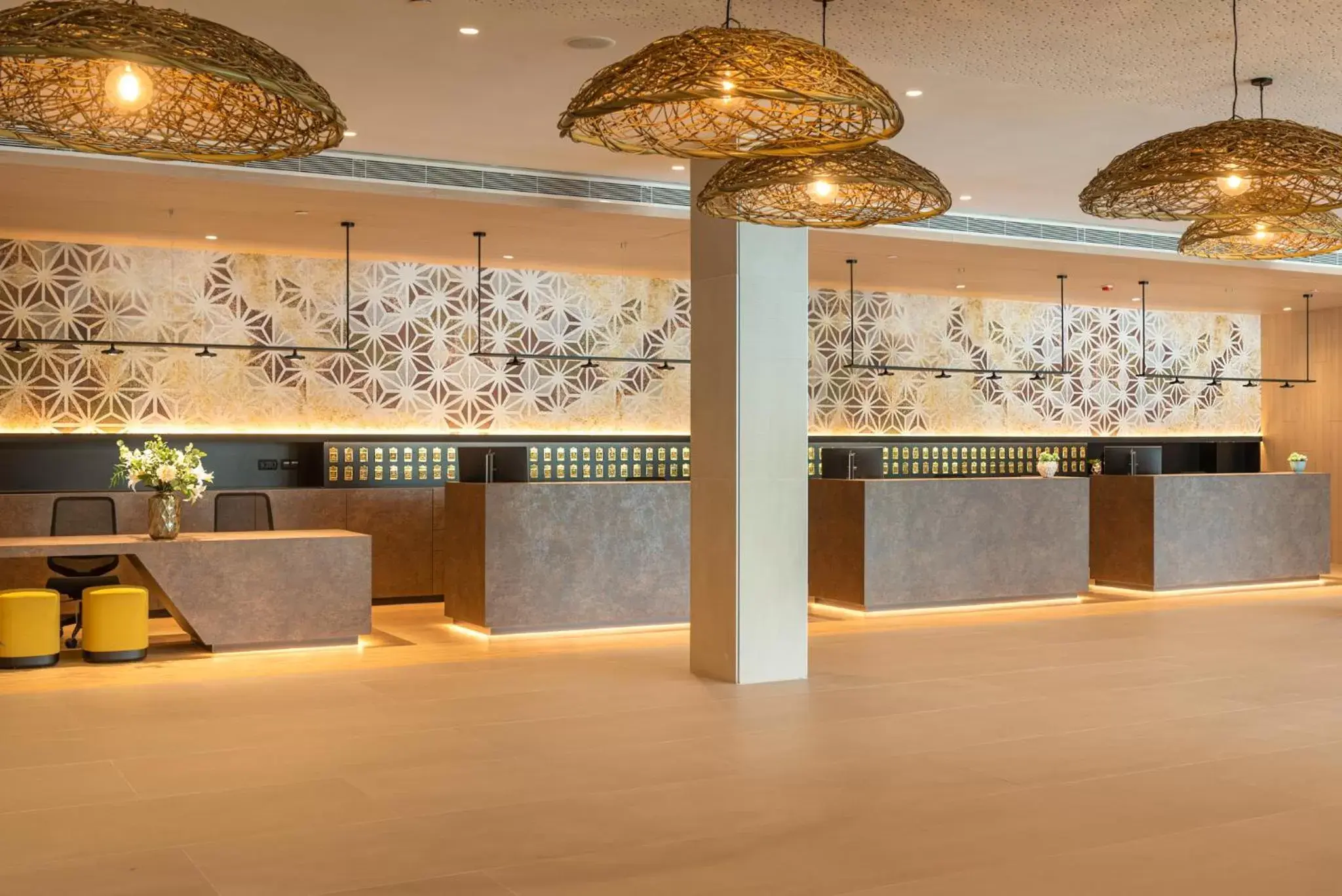 Lobby or reception in L'Azure Hotel 4* Sup Lobby or reception in L'Azure Hotel 4* Sup