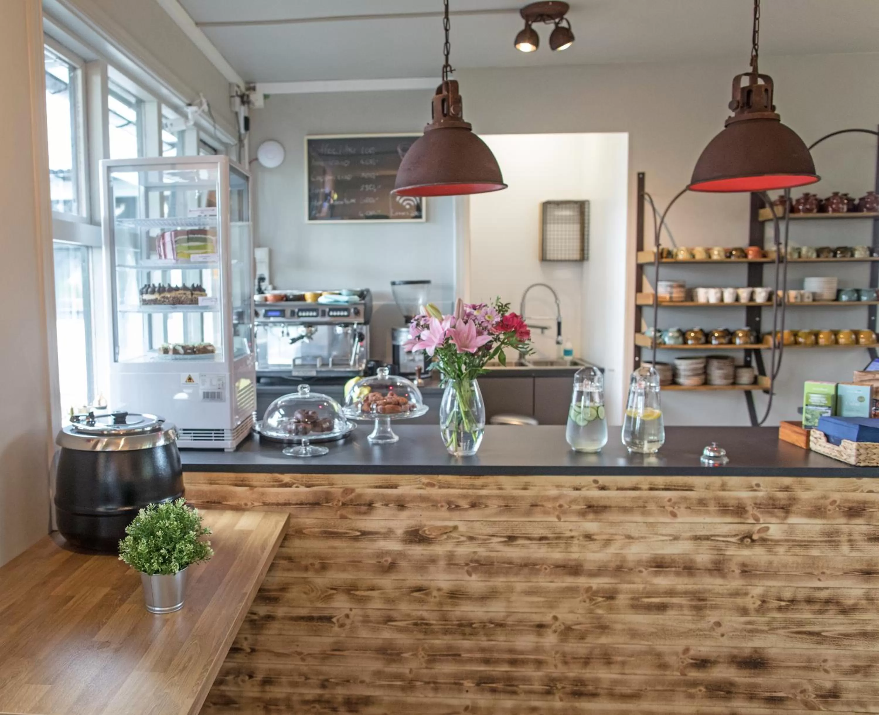 Restaurant/places to eat in Hotel Laxnes