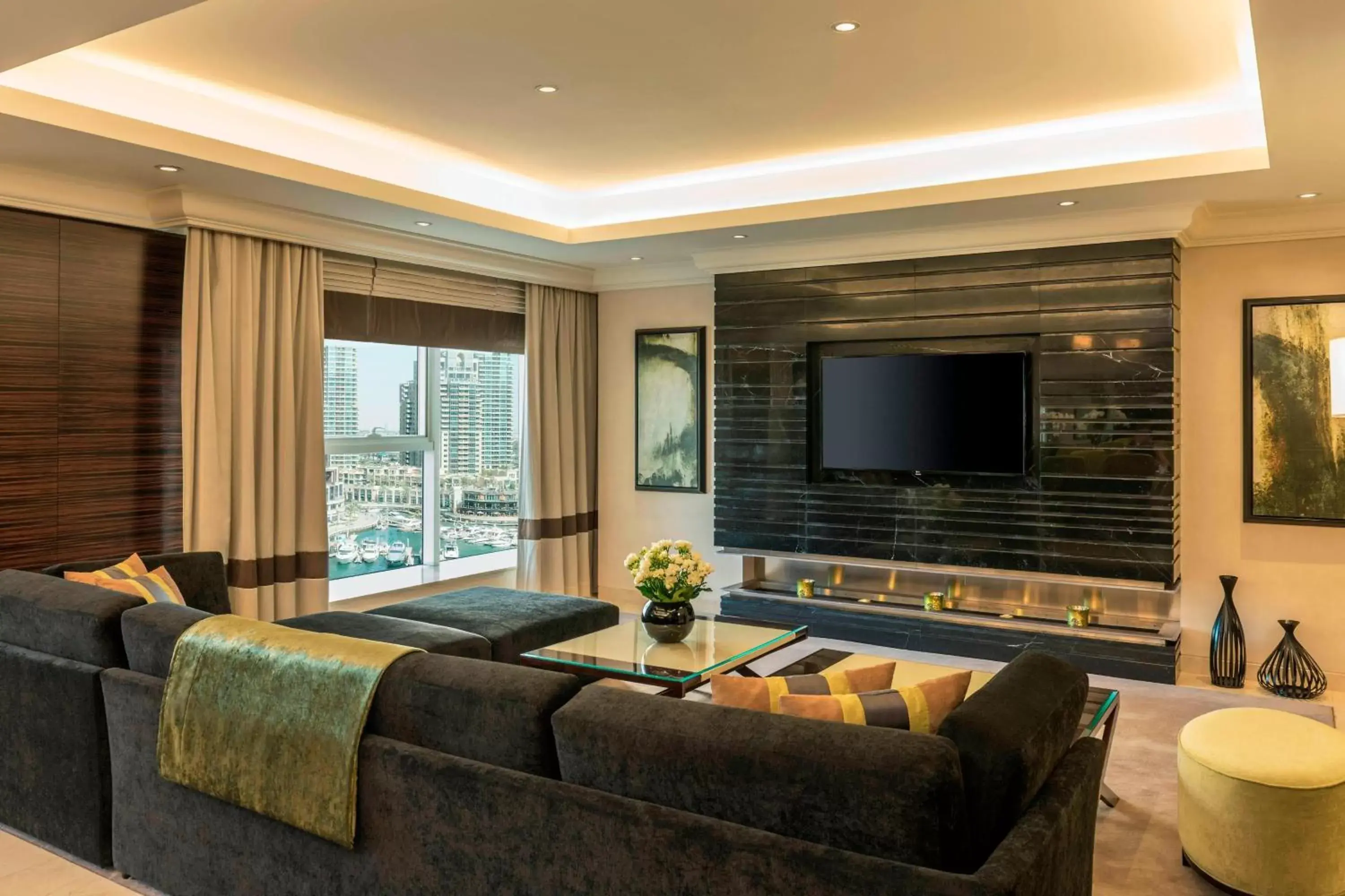 Living room, Seating Area in Grosvenor House, a Luxury Collection Hotel, Dubai