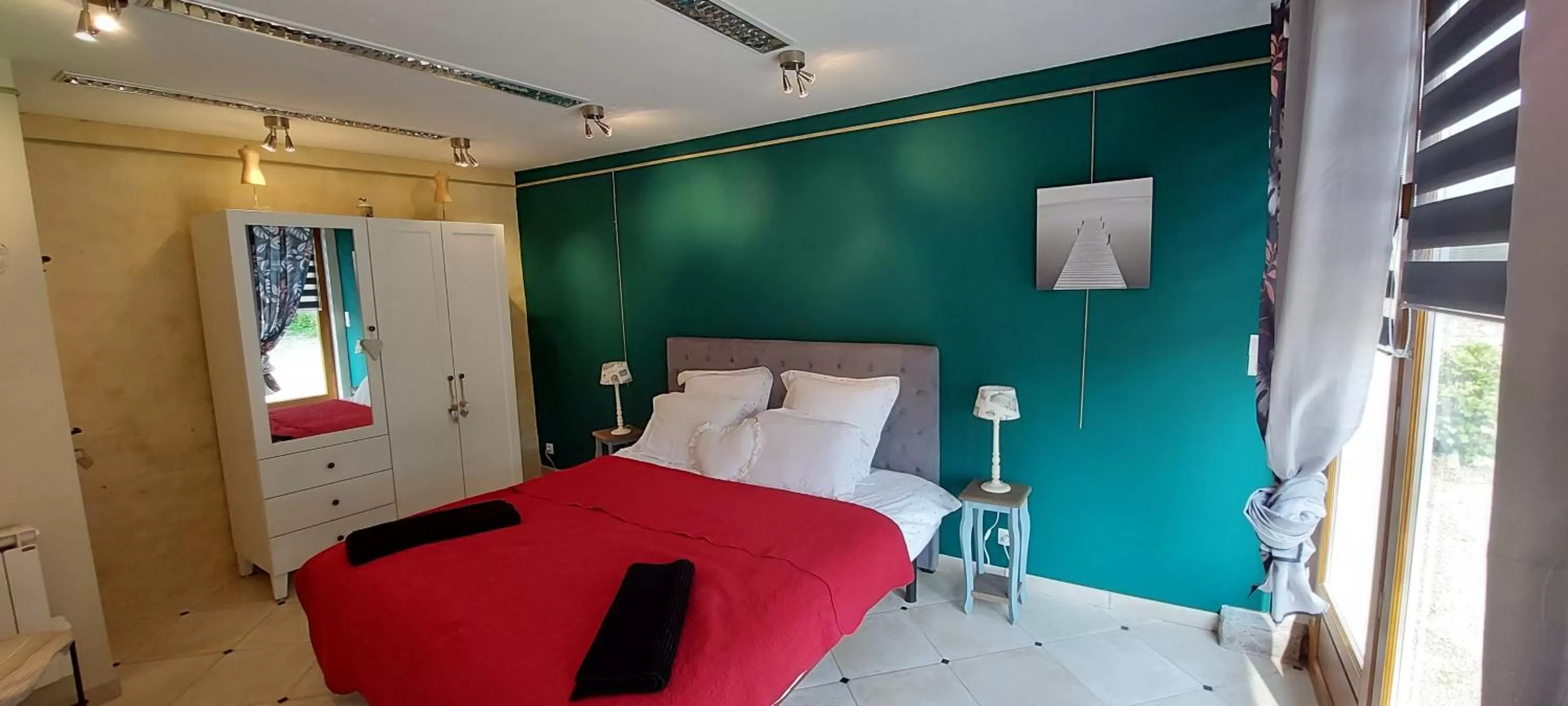 Photo of the whole room, Bed in Manoir de Turqueville les Quatre Etoiles