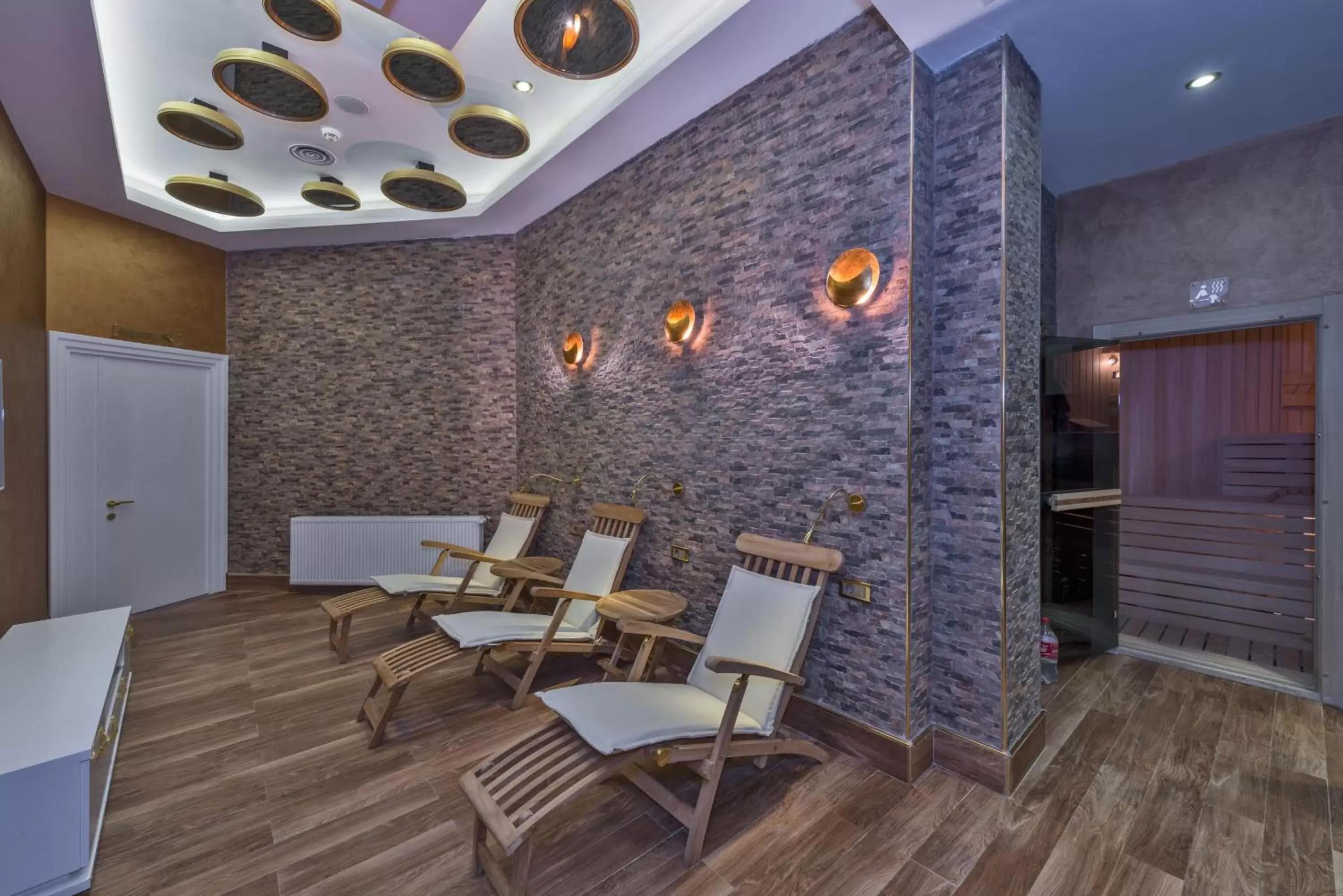 Spa and wellness centre/facilities in The Million Stone Hotel - Special Category