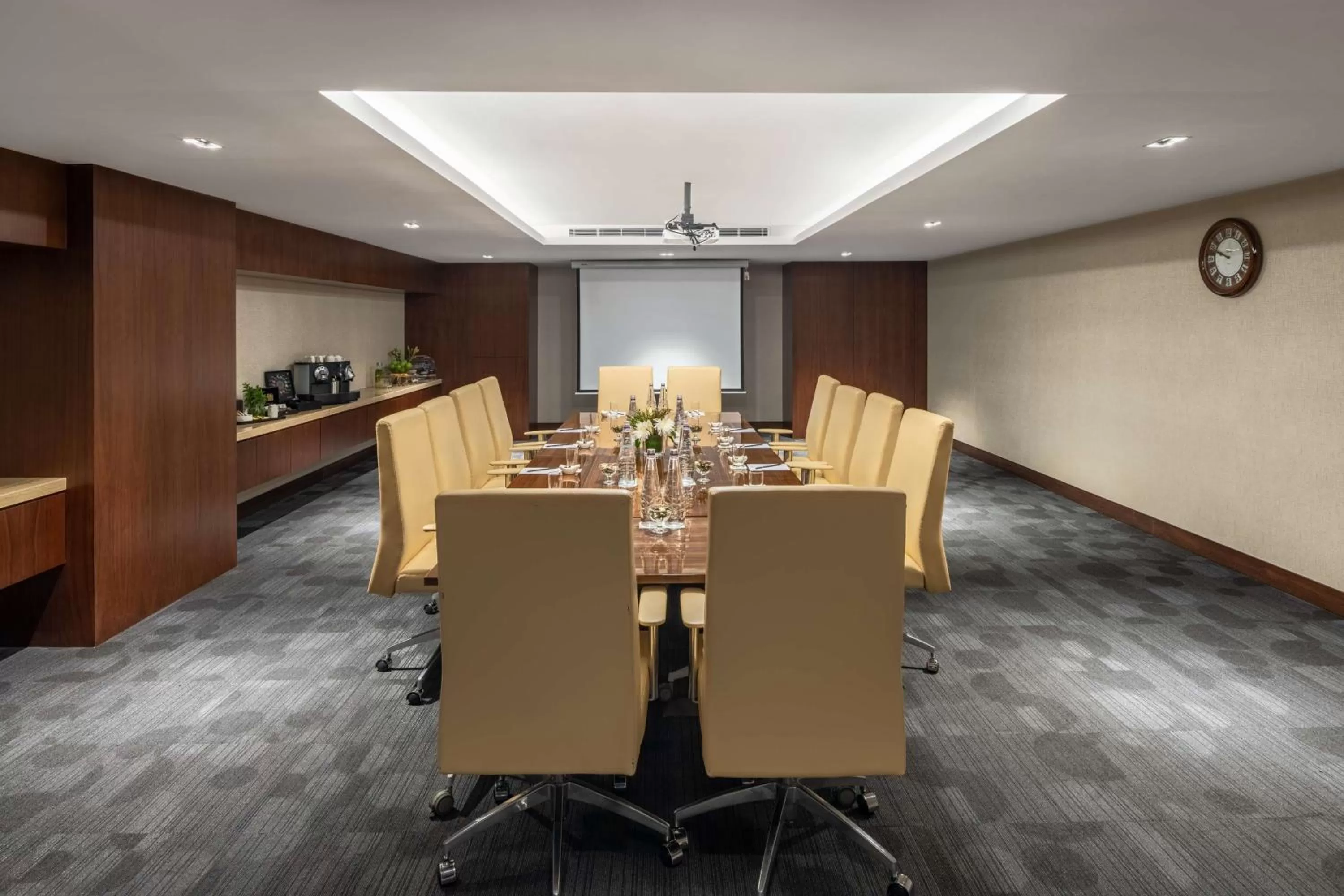 Meeting/conference room in Radisson Blu Hotel, Jeddah Al Salam