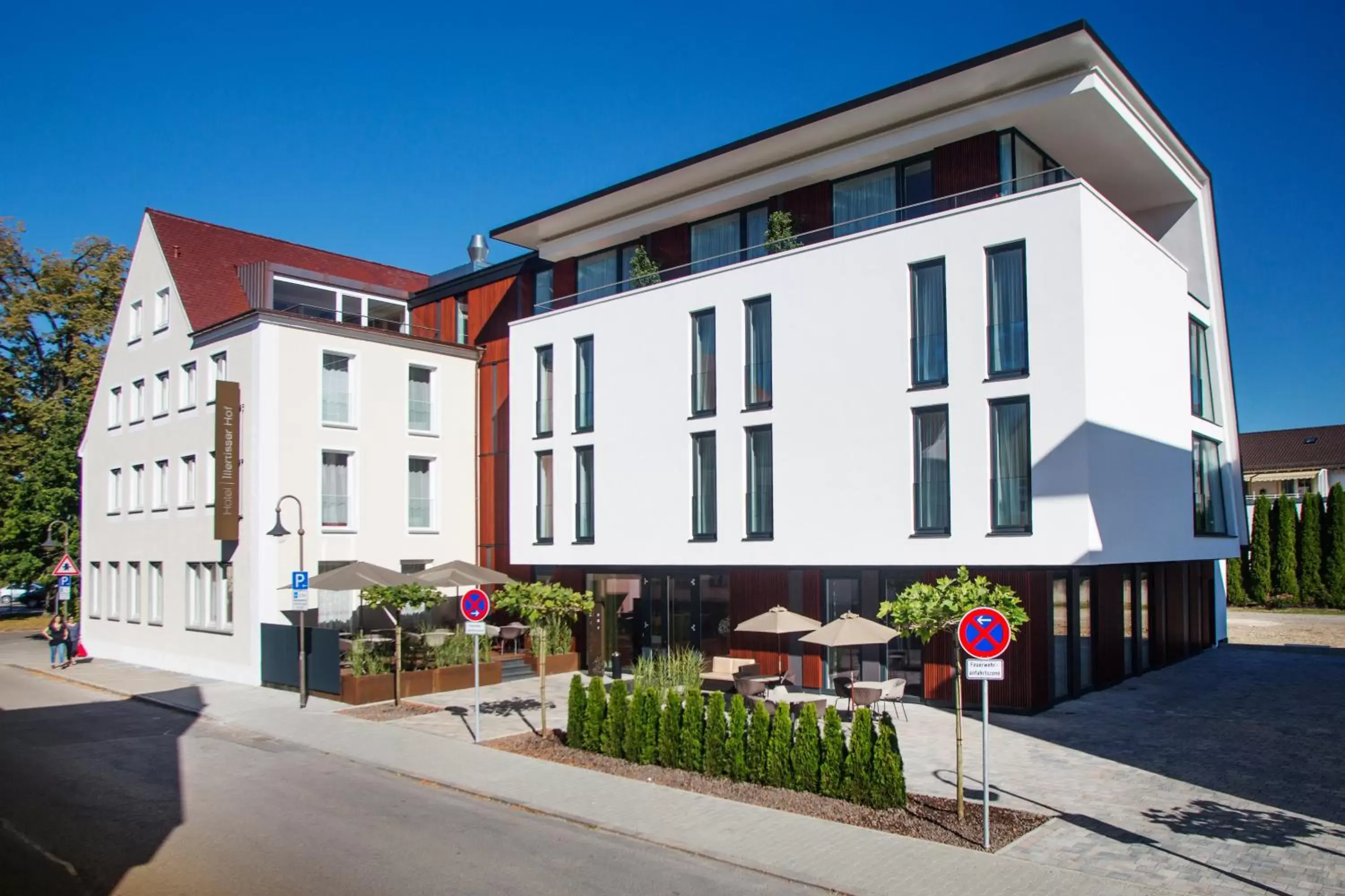 Facade/entrance, Property Building in Illertisser Hof