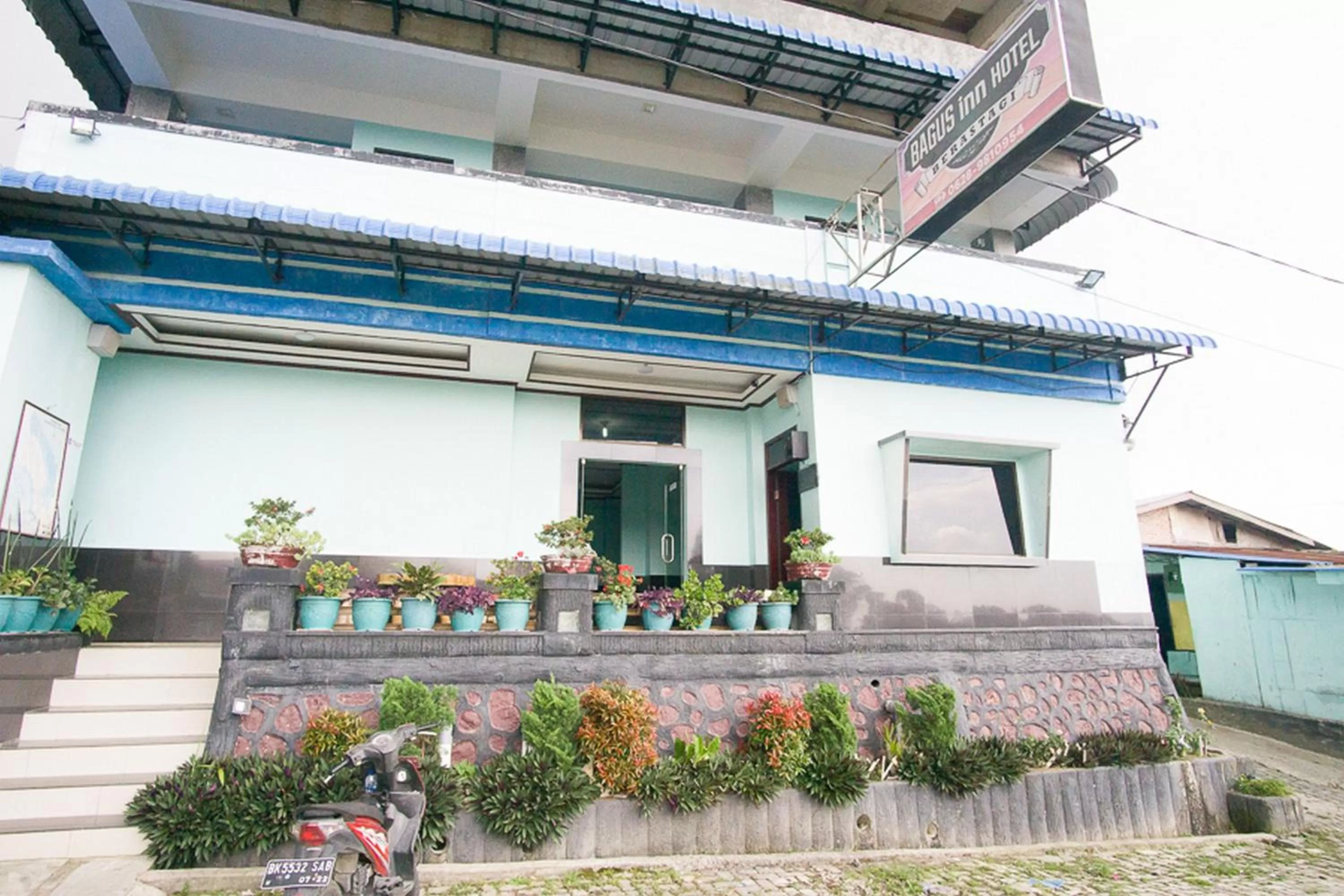 Property building in RedDoorz near Mikie Holiday Funland Berastagi