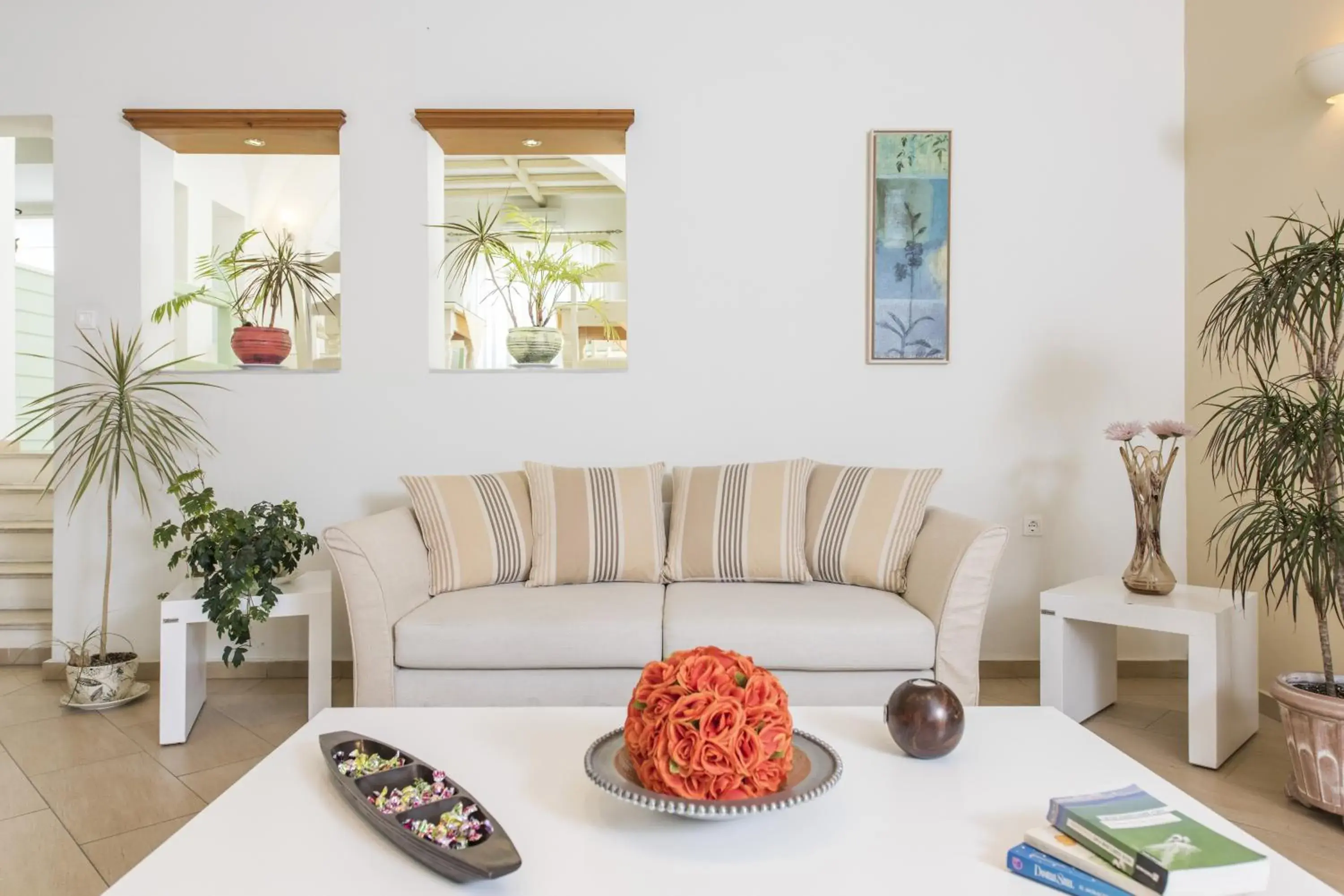 Living room, Seating Area in Nissos Thira