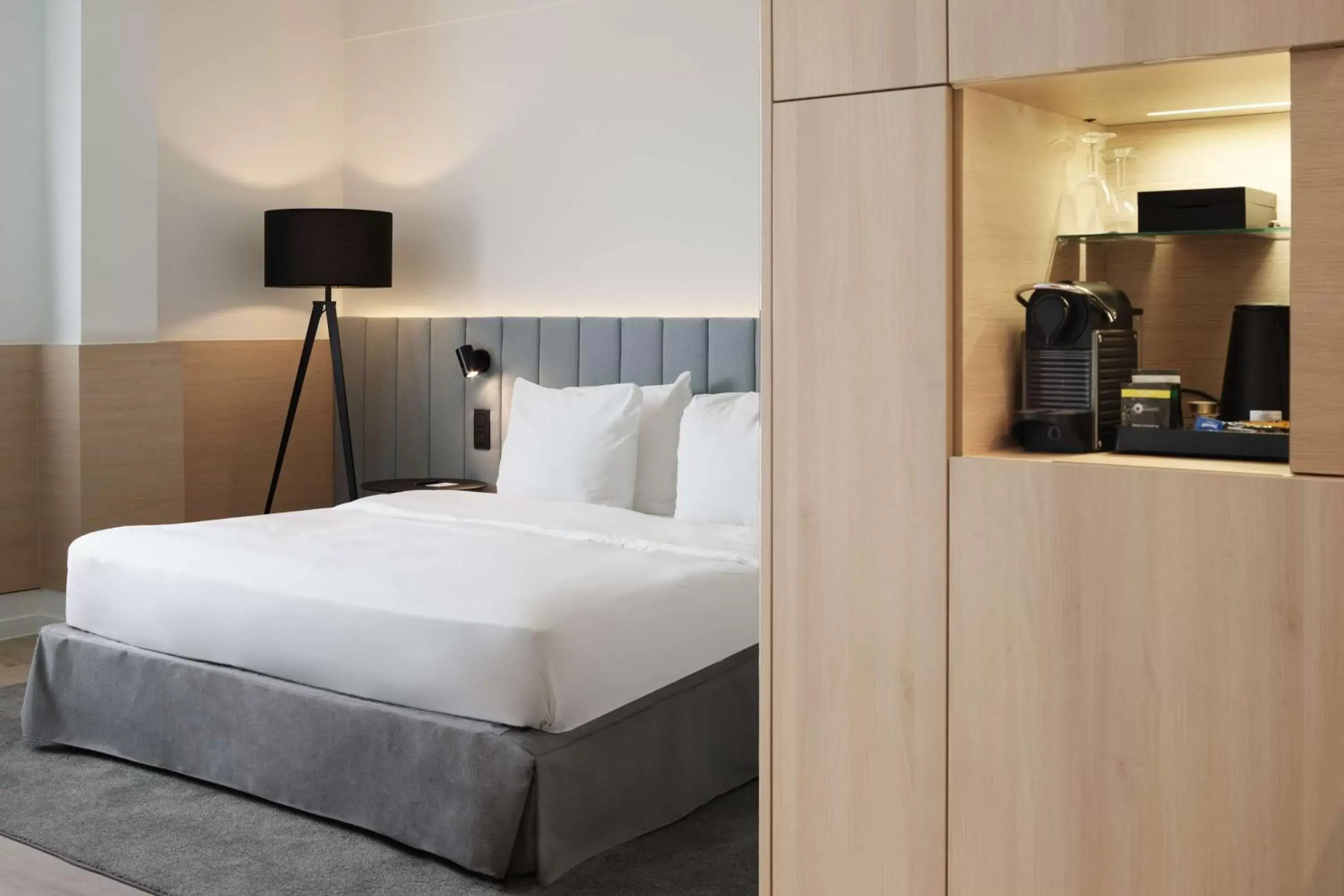 Bedroom, Bed in Radisson Blu Hotel, Hasselt