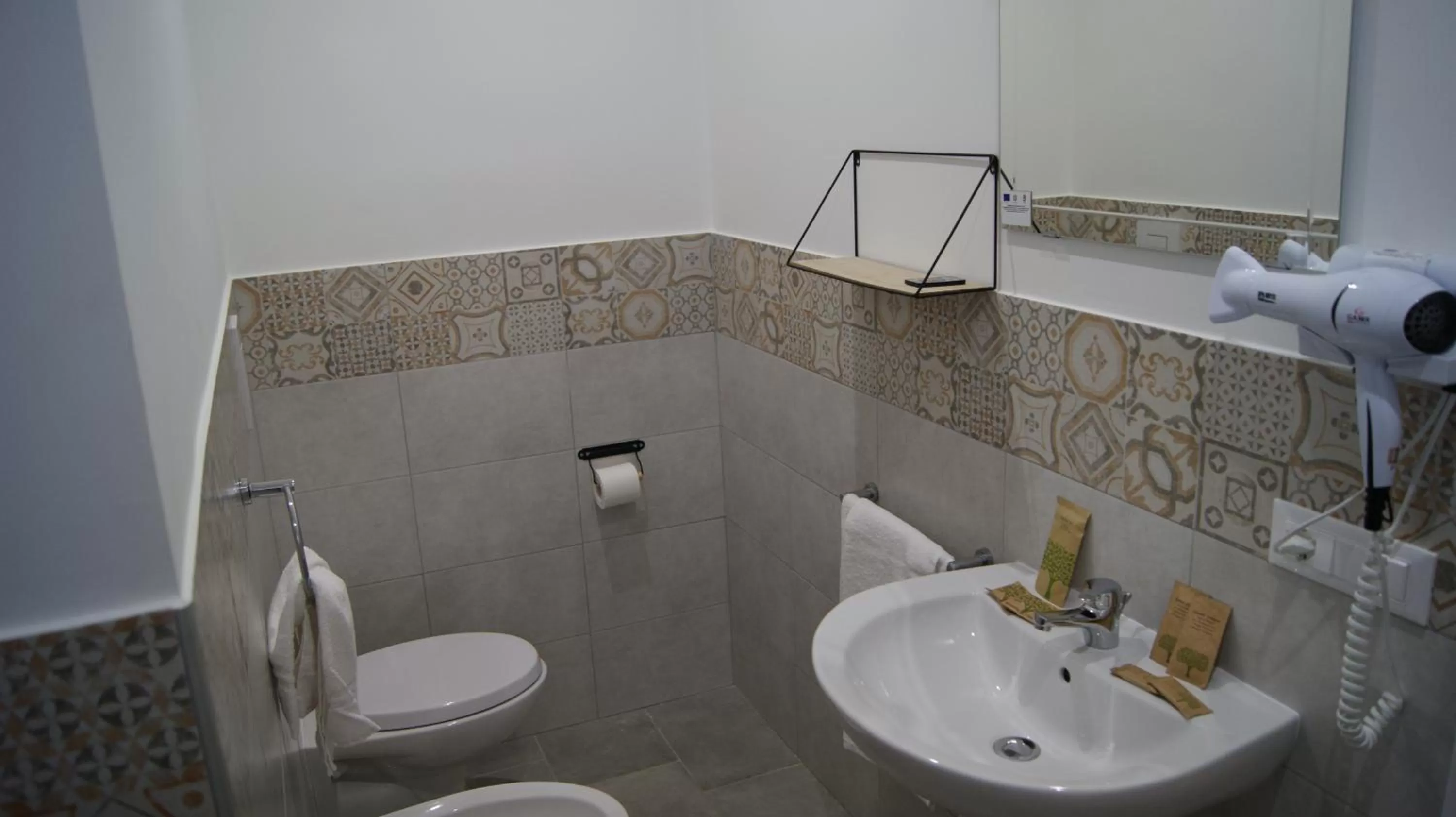 Bathroom in Arome B&B