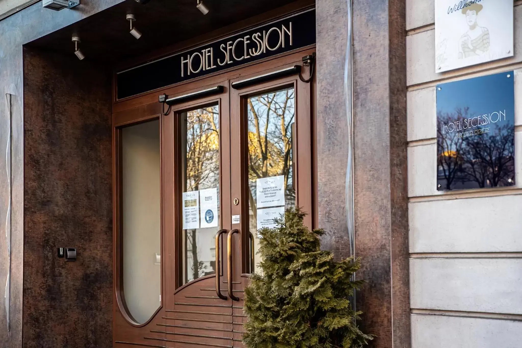 Facade/entrance in Hotel Secession an der Oper