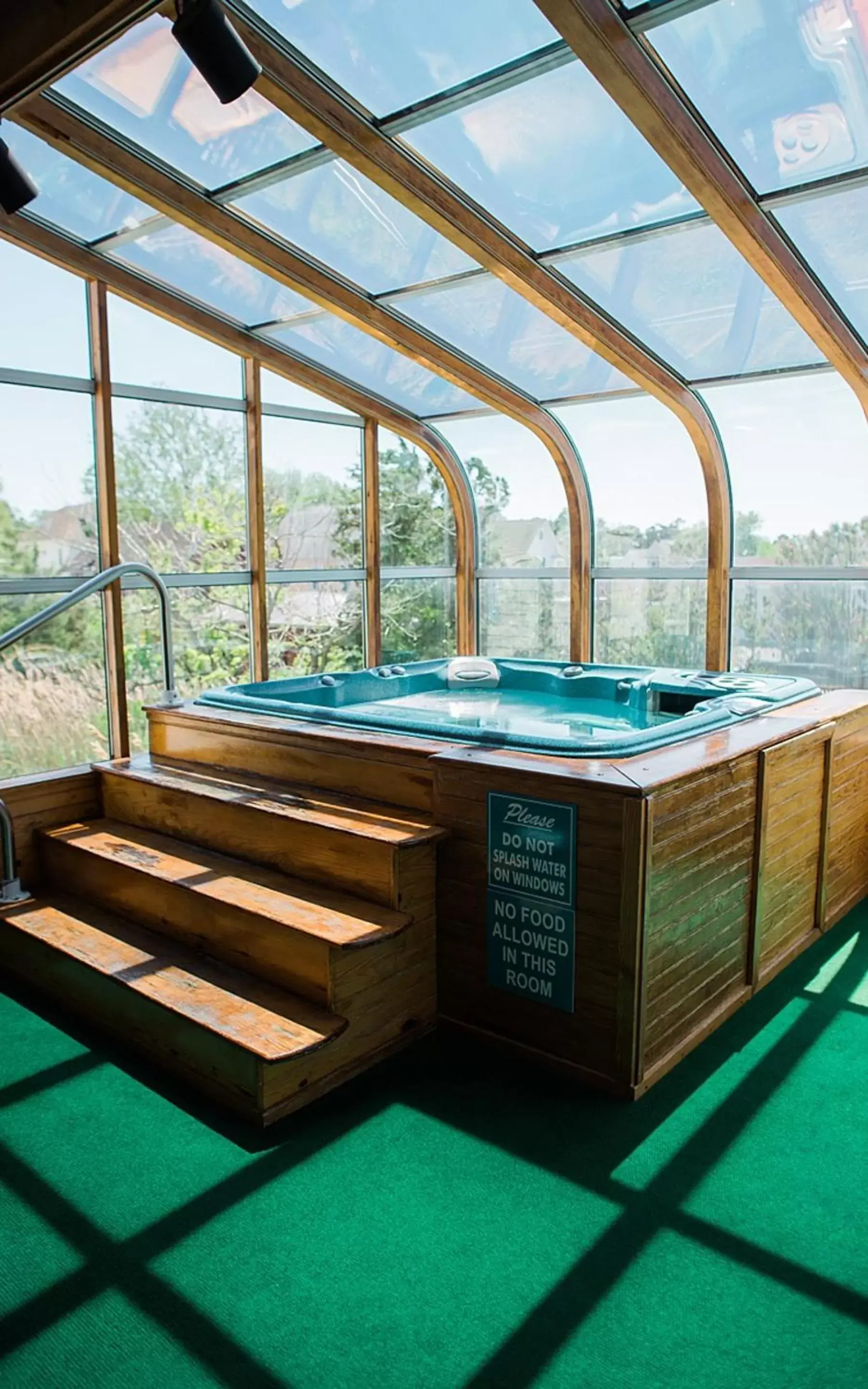 Hot Tub in Waterside Inn