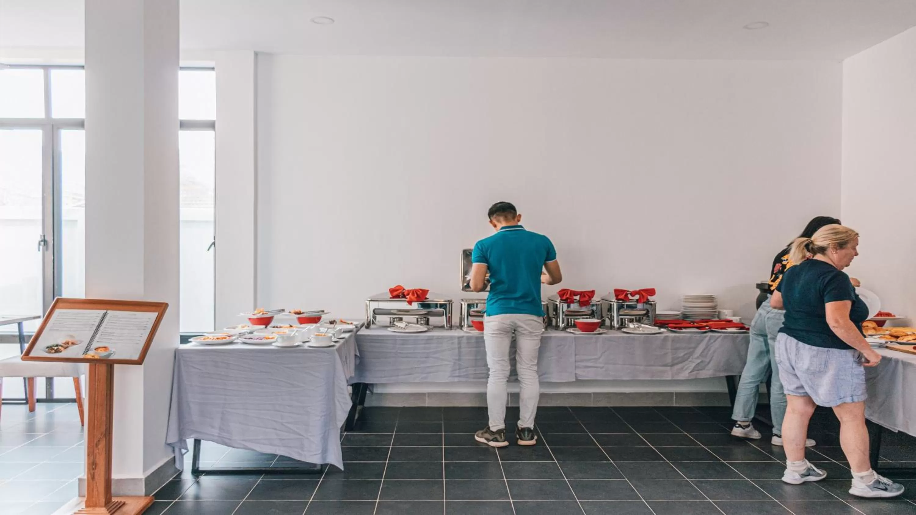 Restaurant/places to eat in Angkor Aurora