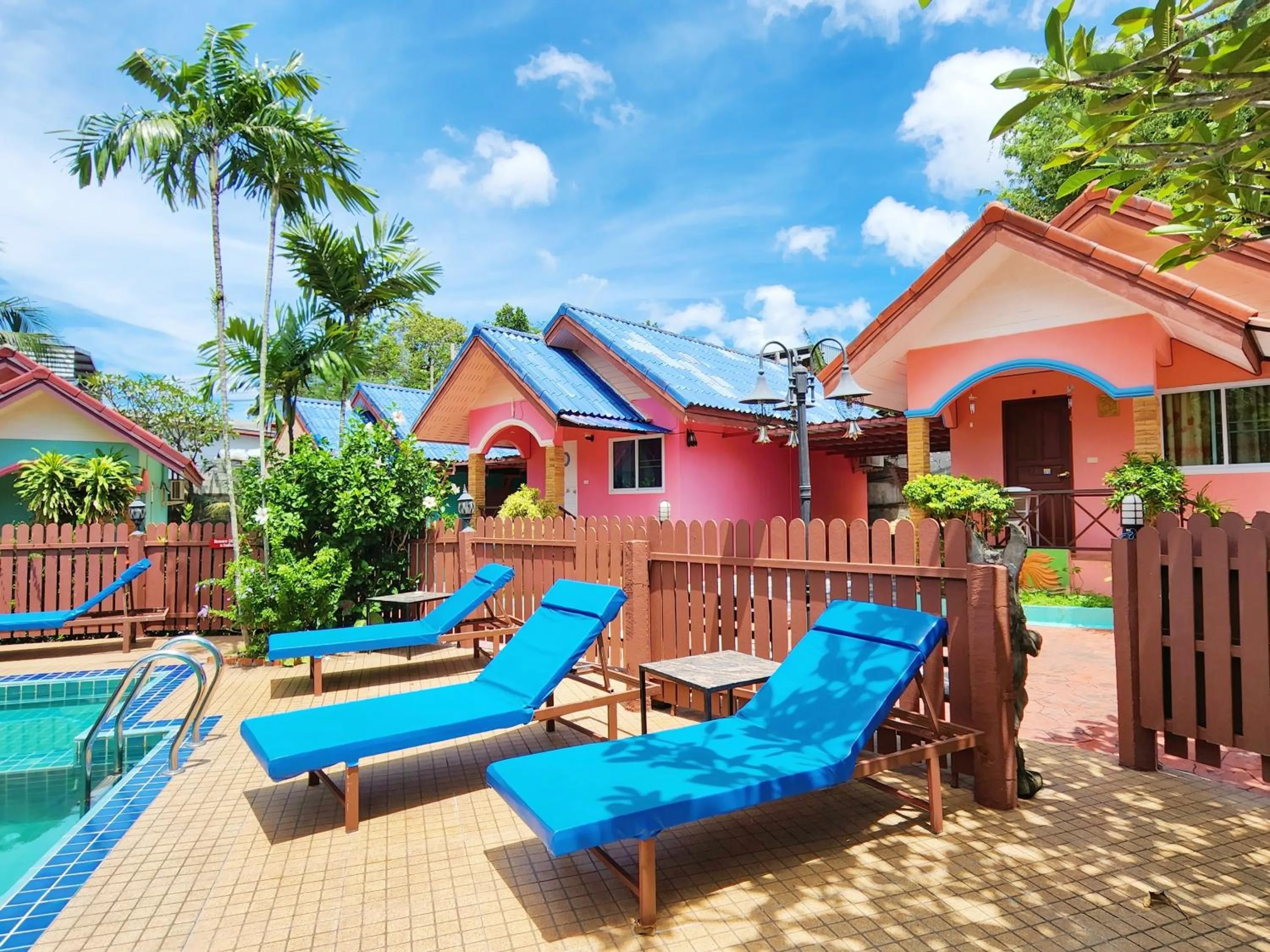 Garden view in Phaithong Sotel Resort