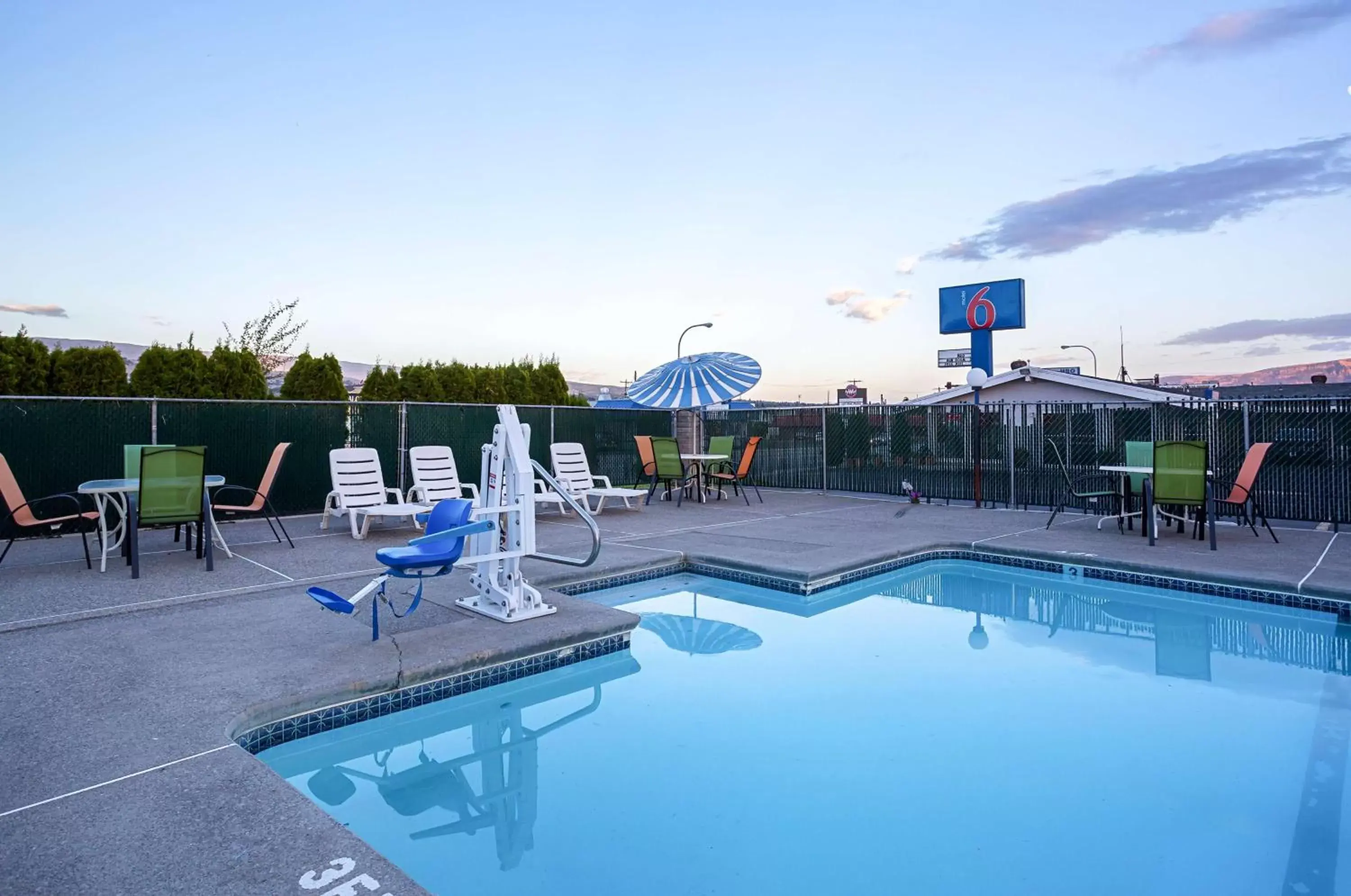 Property logo or sign, Swimming Pool in Motel 6-Wenatchee, WA