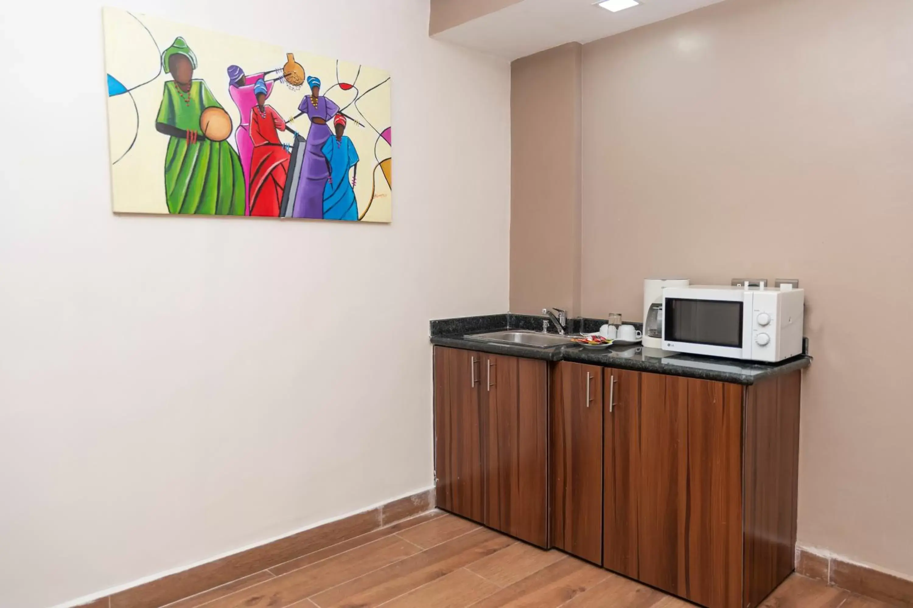 Kitchen or kitchenette, Kitchen/Kitchenette in Hawthorn Suites by Wyndham Abuja