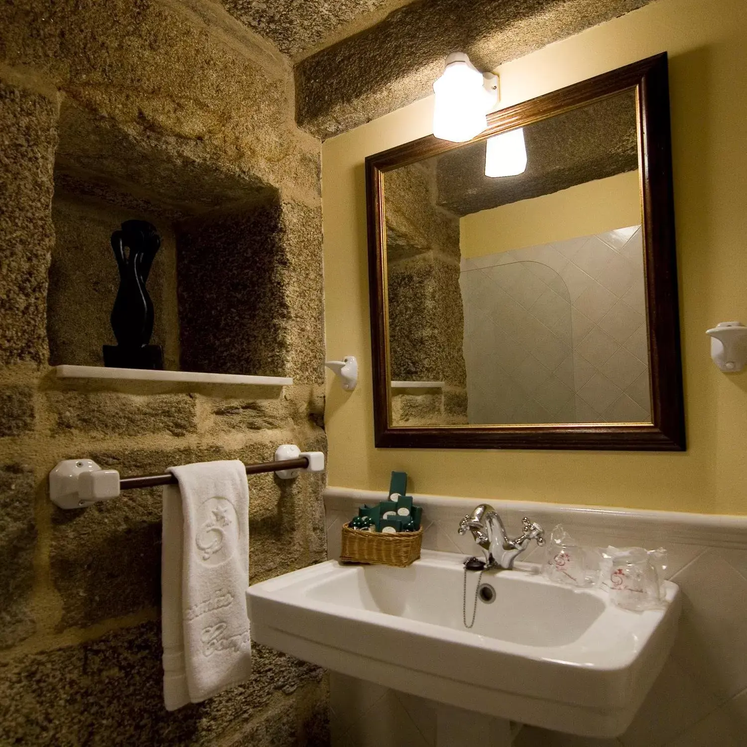 Decorative detail, Bathroom in Hotel Virxe da Cerca by Pousadas de Compostela