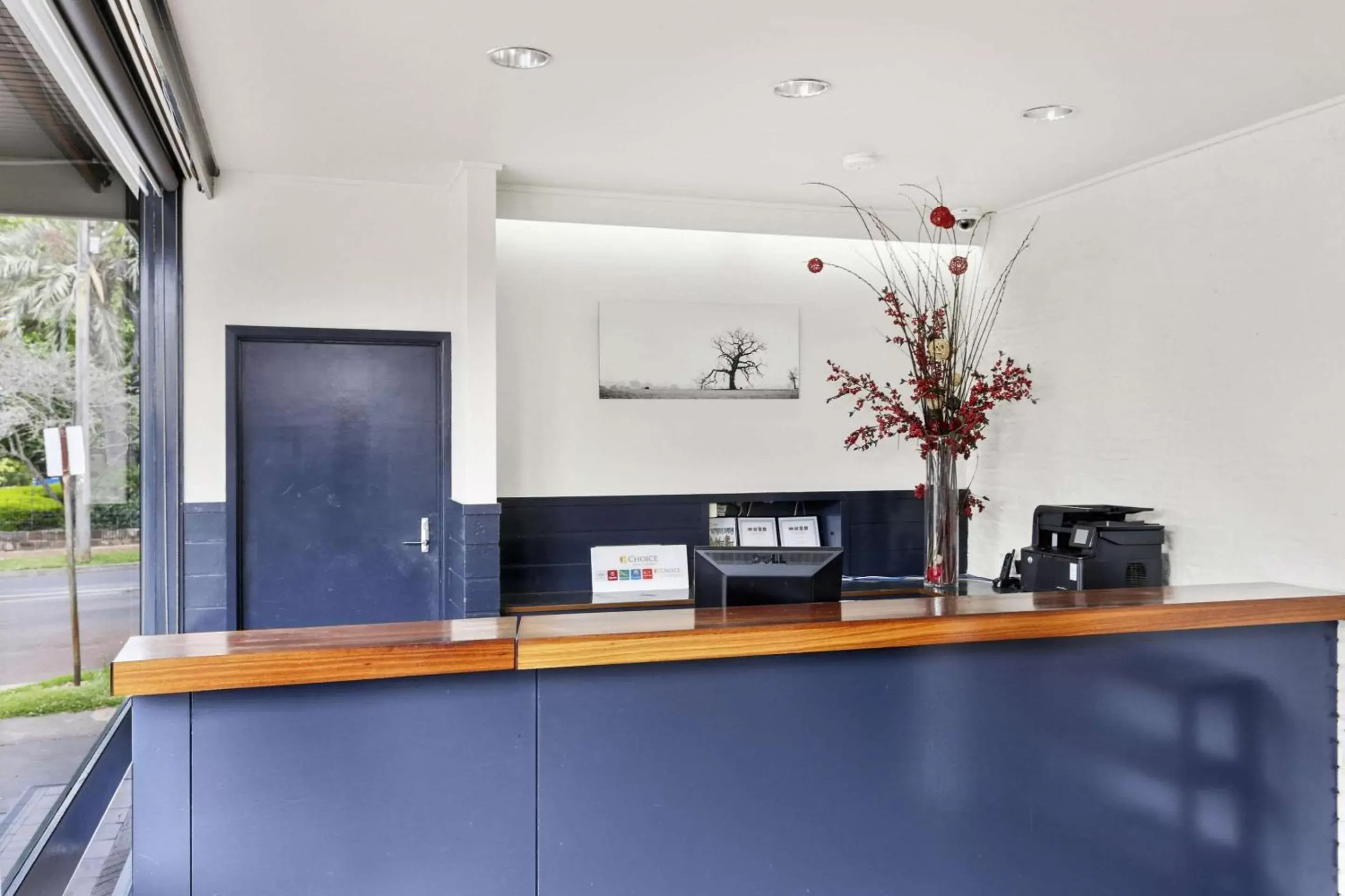 Lobby or reception in Botanical Hamilton Lobby or reception in Botanical Hamilton