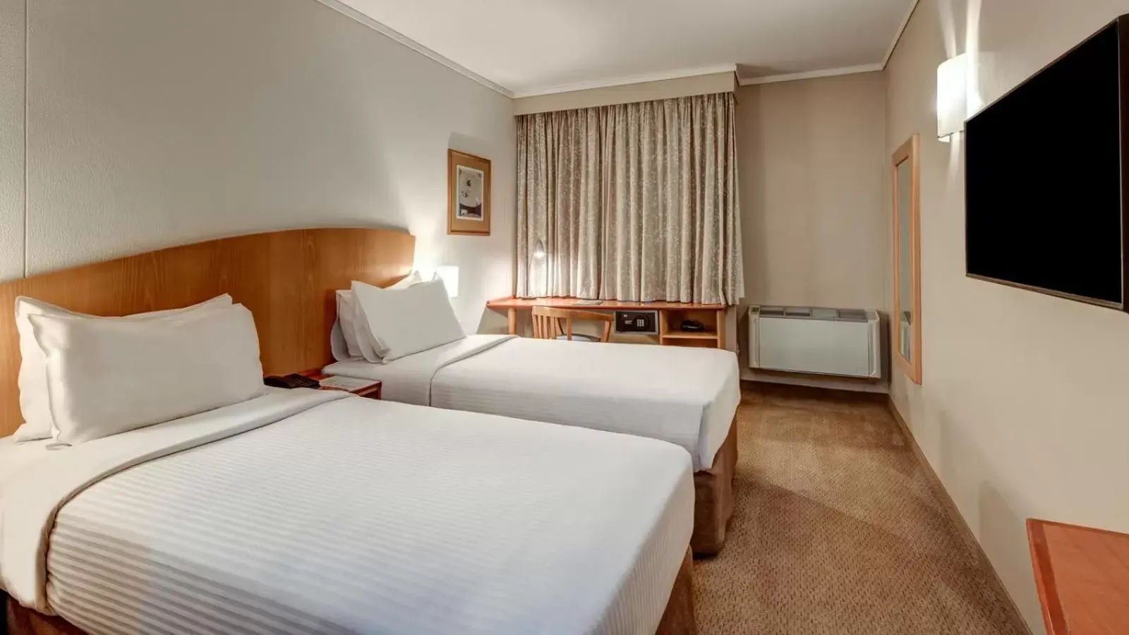 Bedroom, Bed in StayEasy Pretoria
