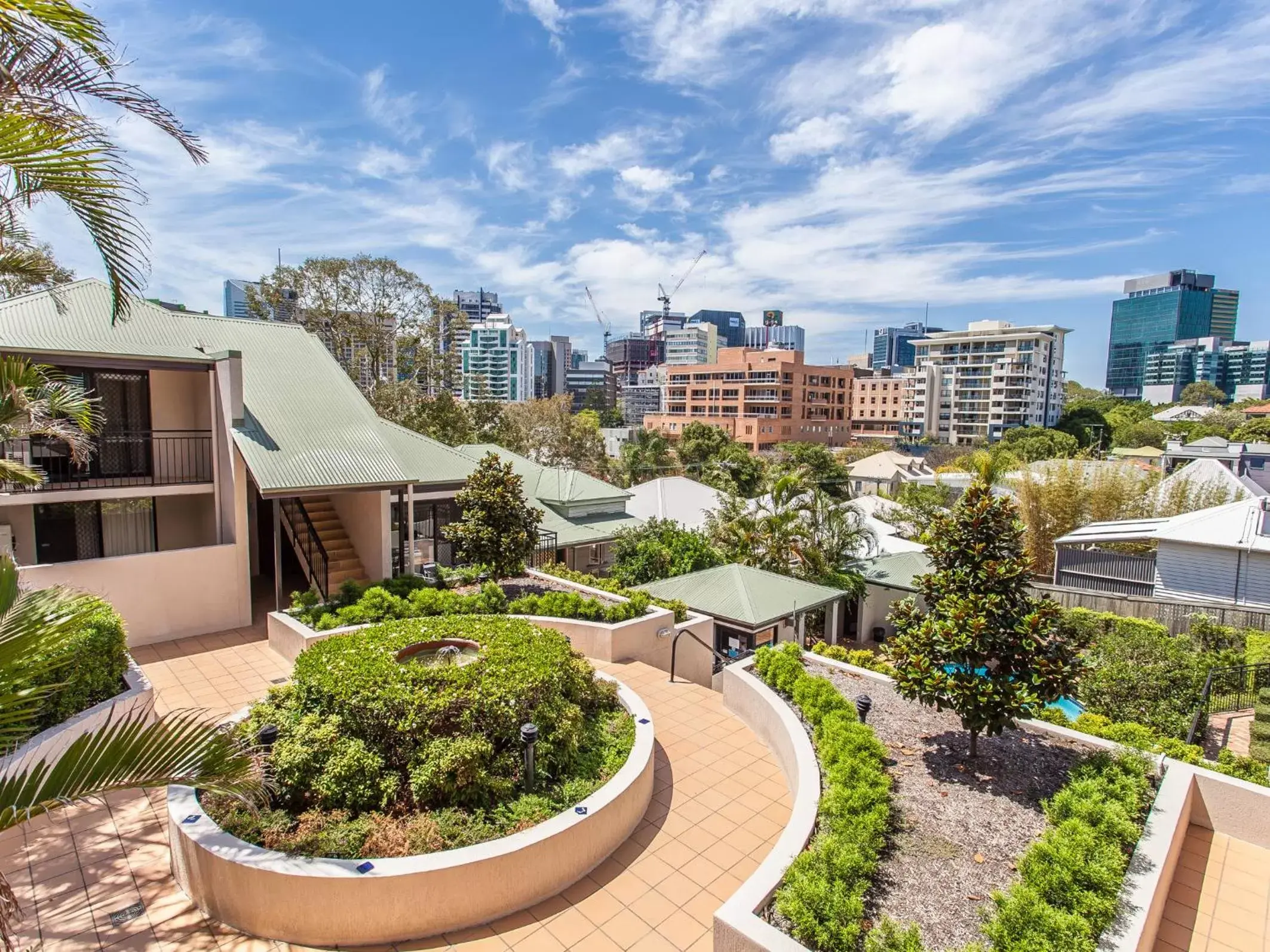 Garden view in Spring Hill Mews Apartments