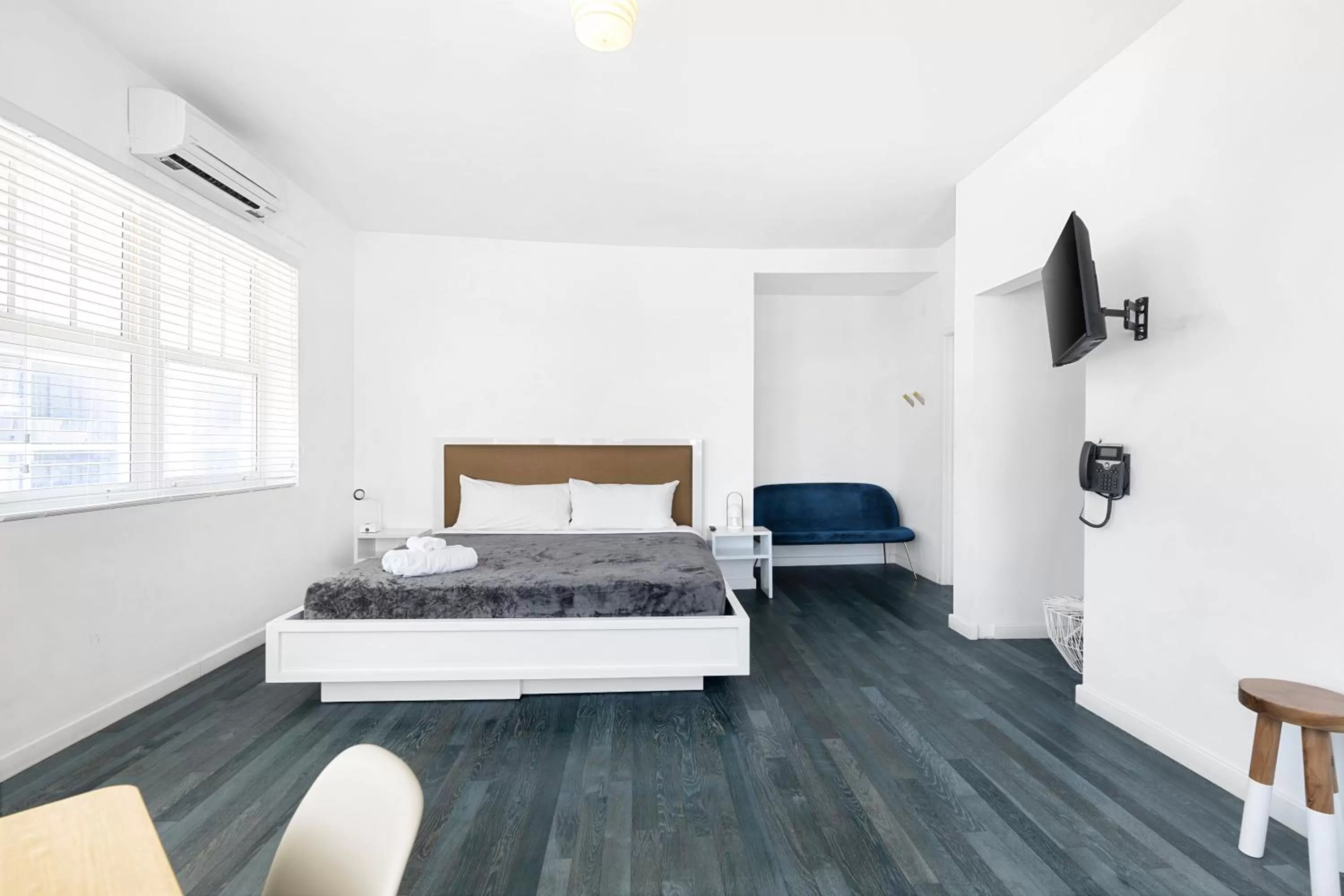 Bed in The Variety by LuxUrban