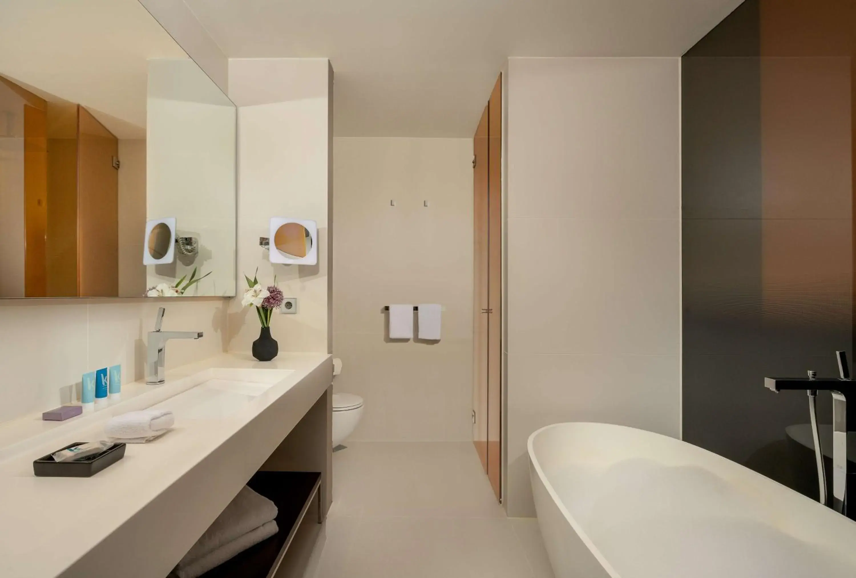 Bedroom, Bathroom in art'otel amsterdam, Powered by Radisson Hotels