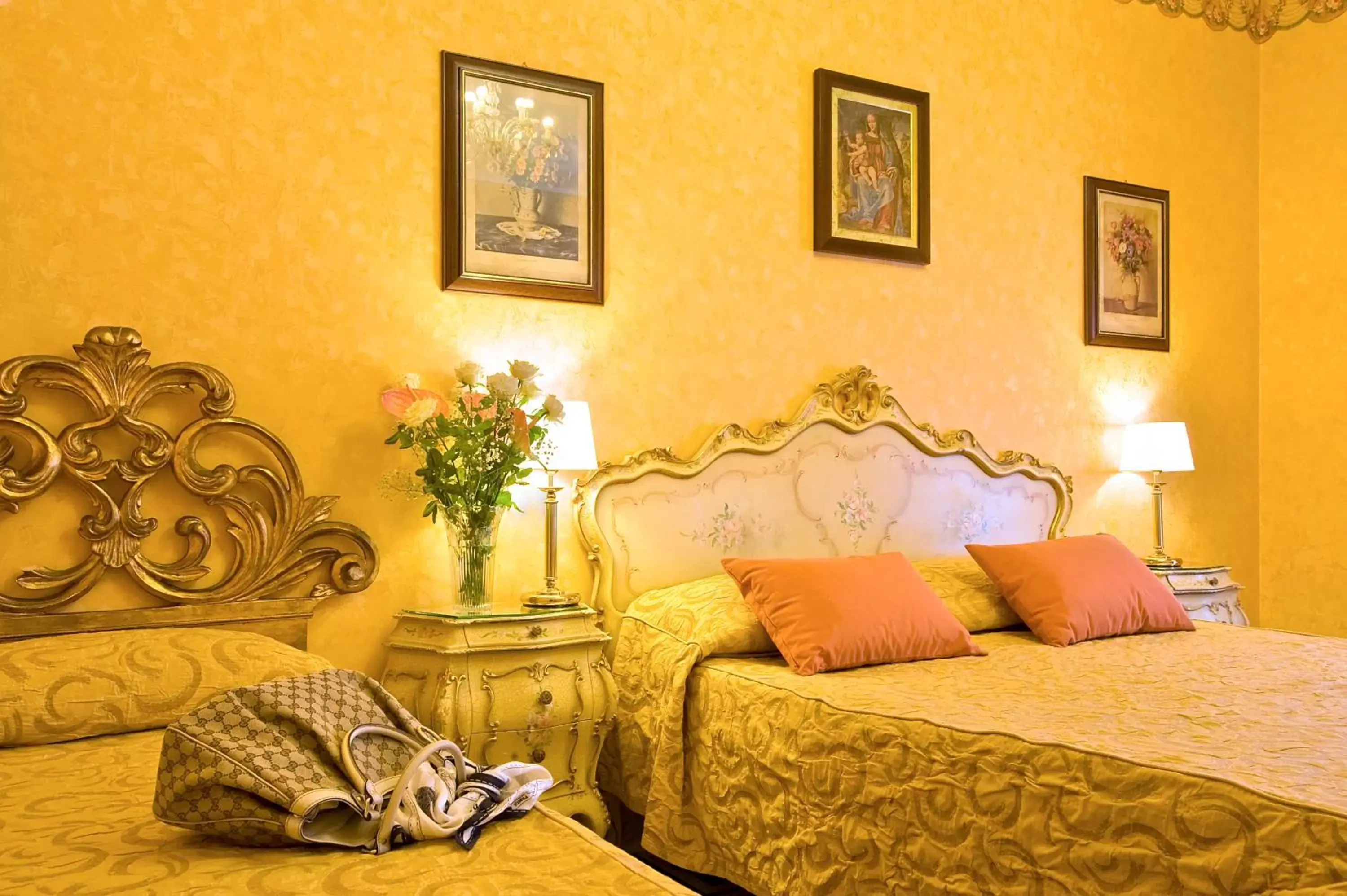 Bed in Hotel Villa San Lorenzo Maria