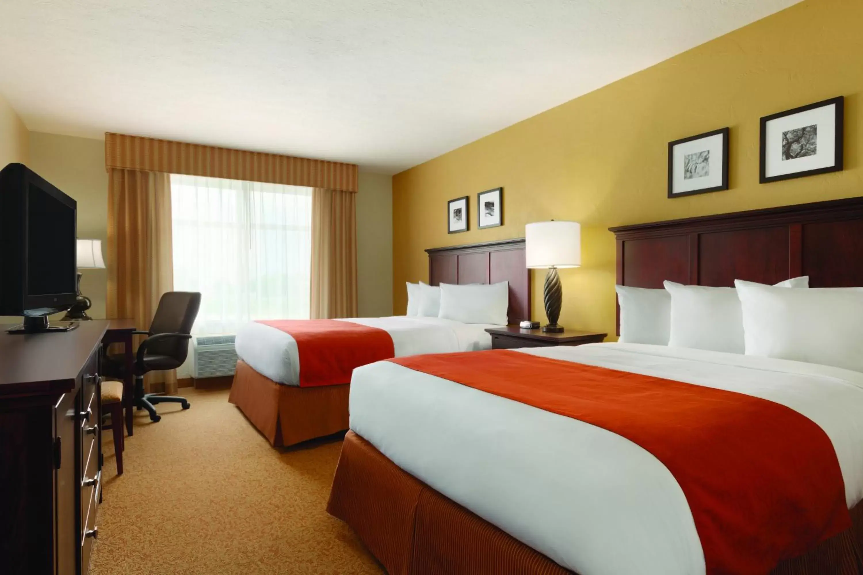 Other, Bed in Country Inn & Suites by Radisson, Pineville, LA