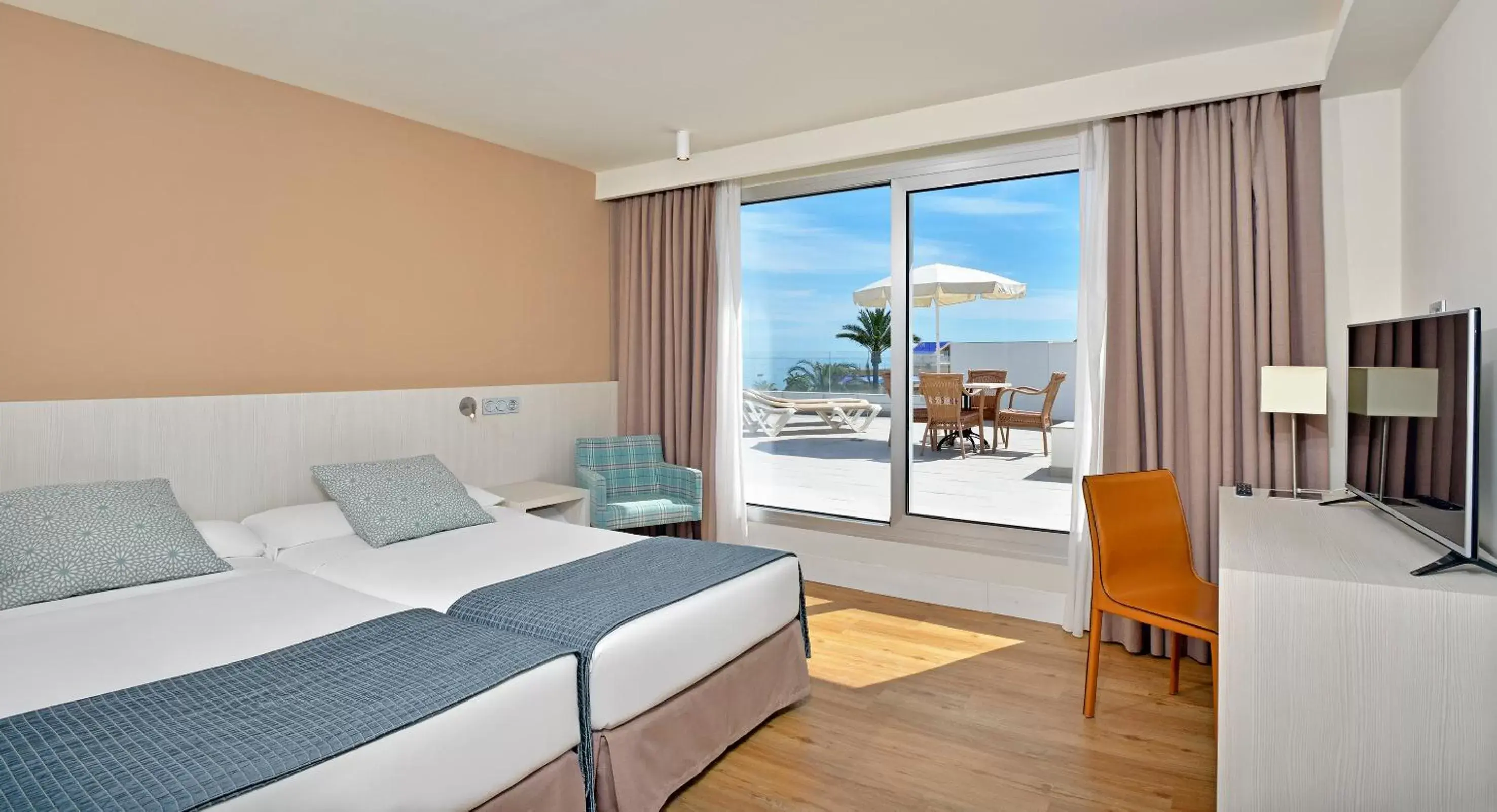 Bedroom in Sol Torremolinos - Don Pedro