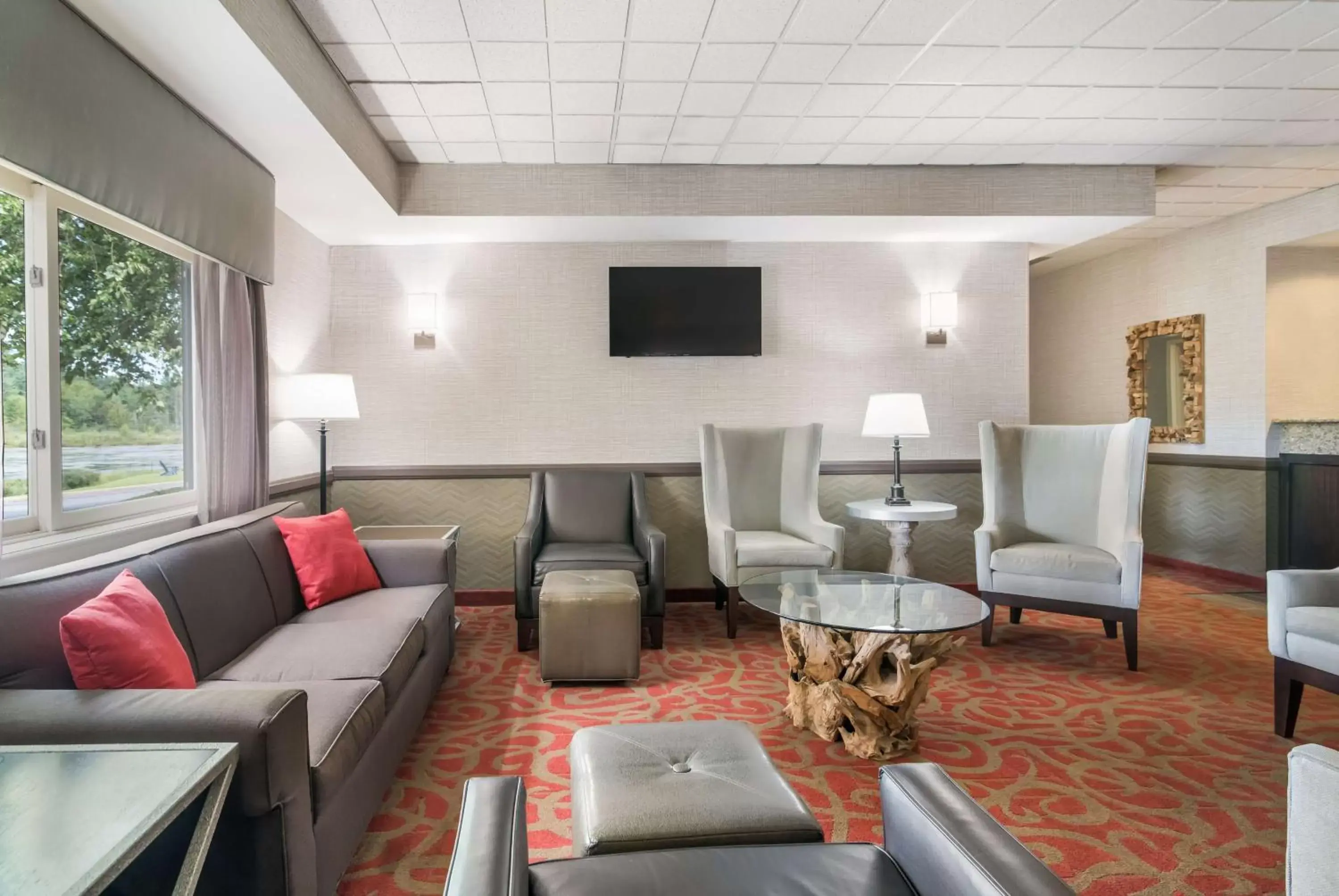 Lobby or reception, Seating Area in Best Western Saranac Lake