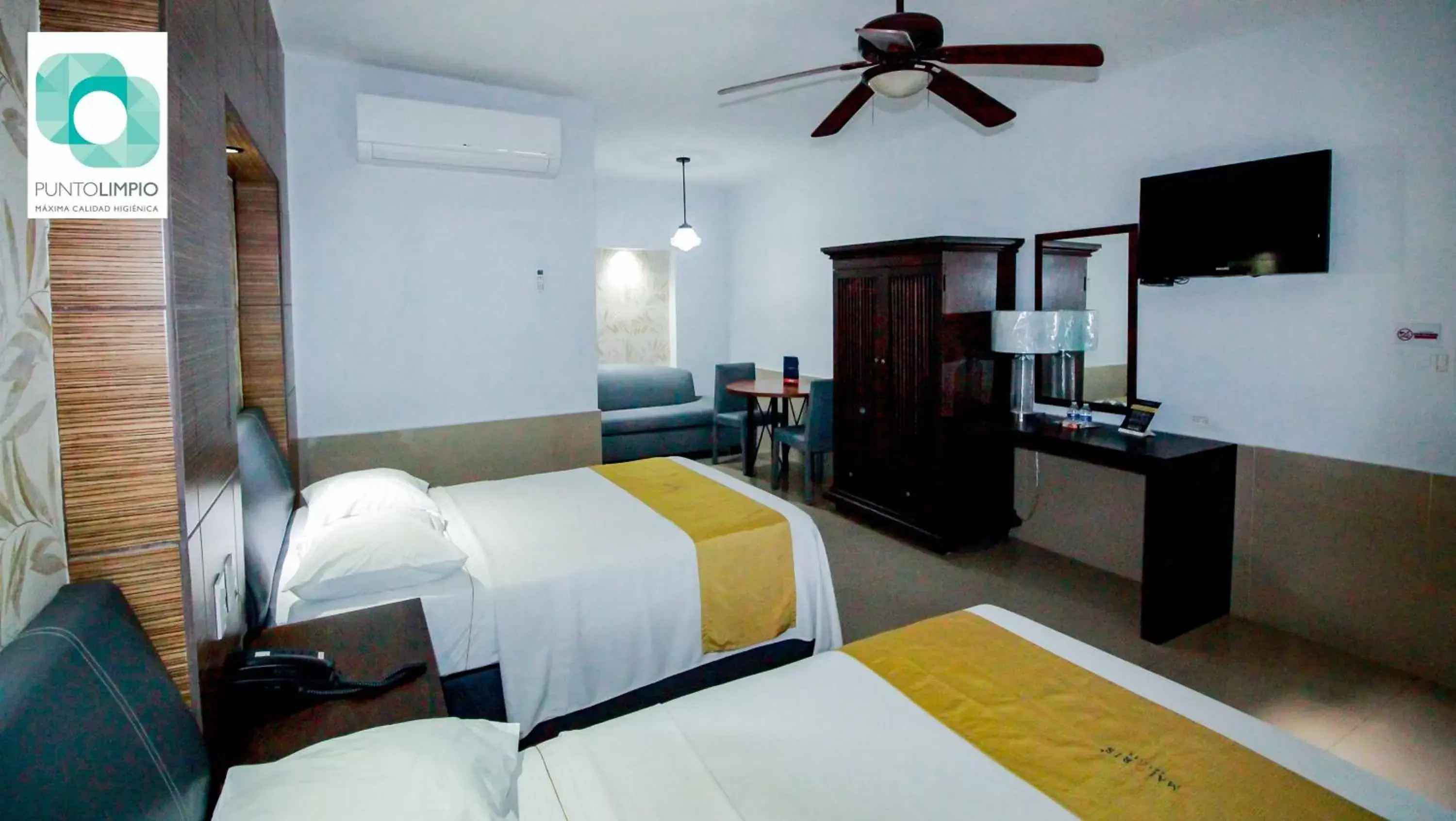 Bedroom in Hotel Maioris La Paz