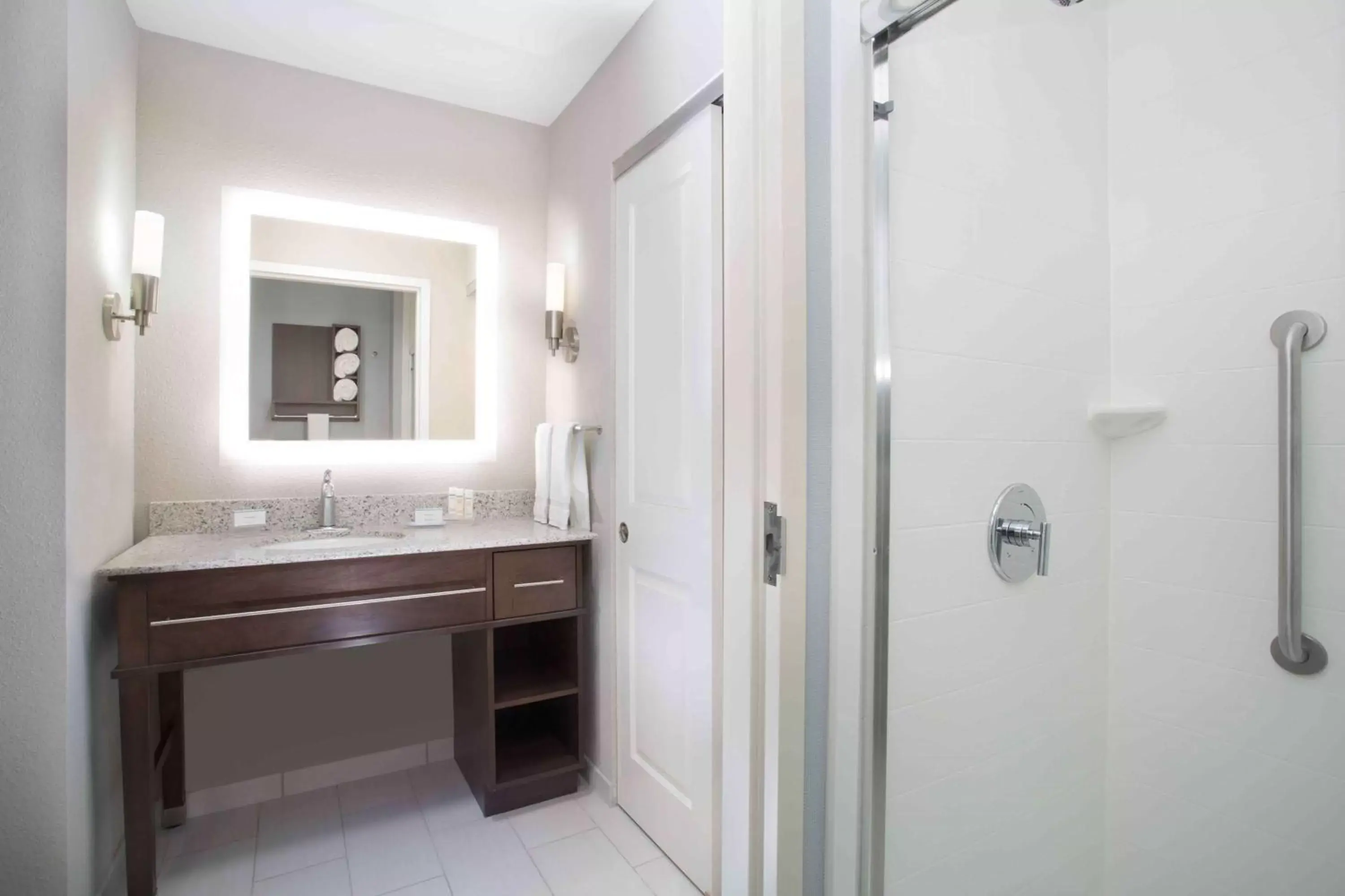 Bathroom in Homewood Suites By Hilton Las Vegas City Center