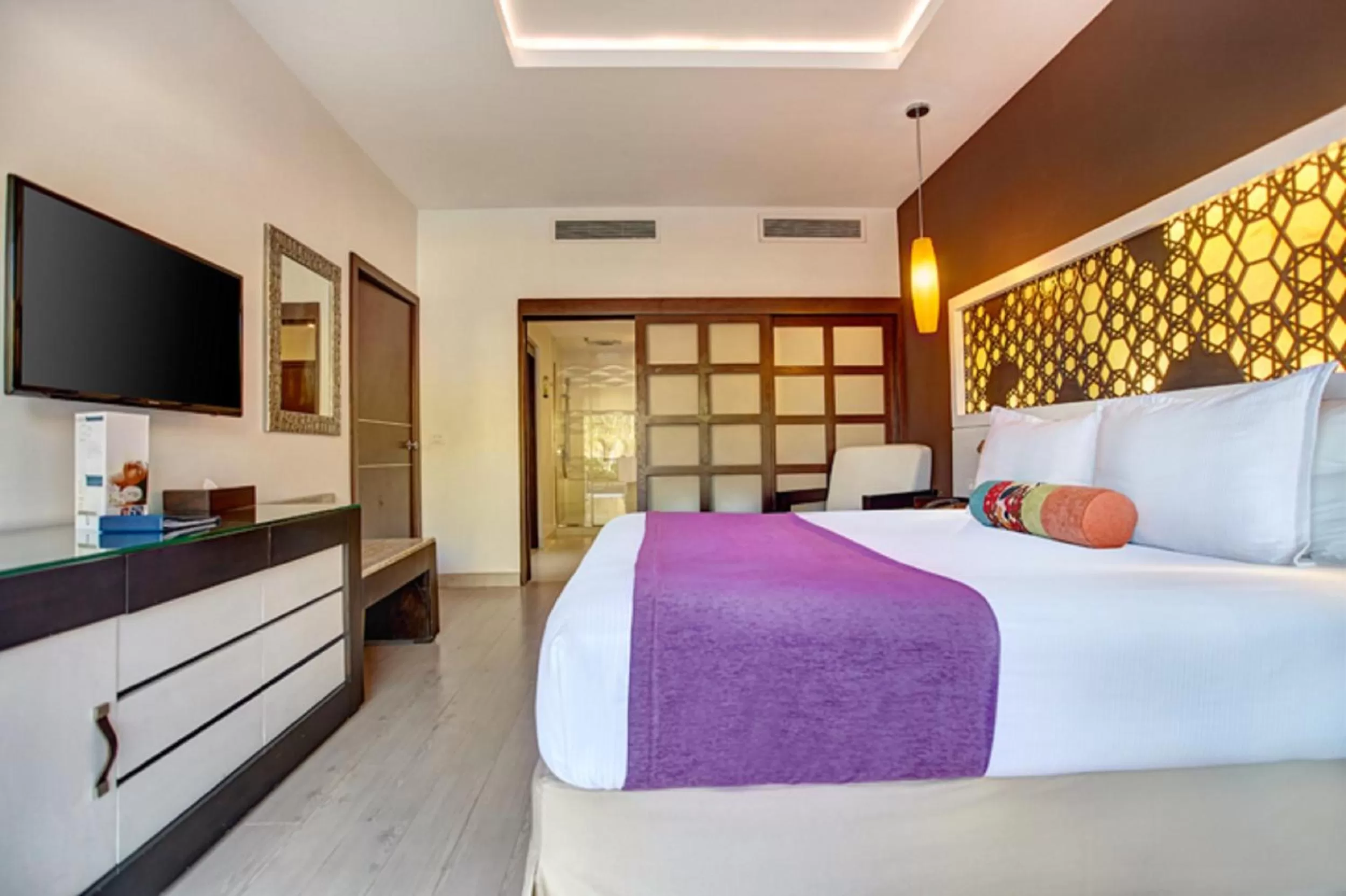 Luxury Presidential Jacuzzi Swim Out Pool View Two Bedroom Suite Diamond Club in Hideaway at Royalton Blue Waters, An Autograph Collection all-Inclusive Resort - Adults Only