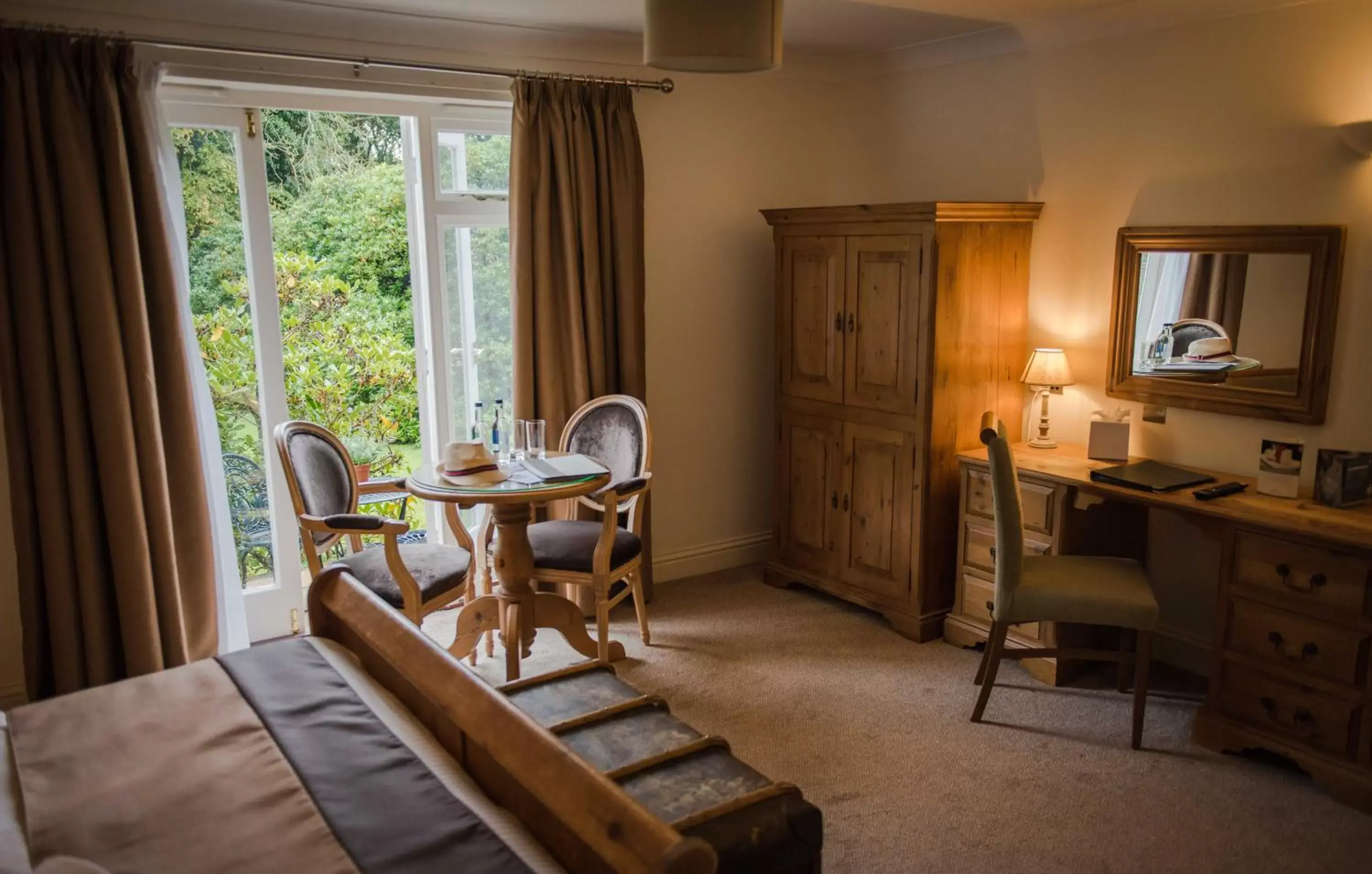 Seating area in Flackley Ash Hotel & Restaurant