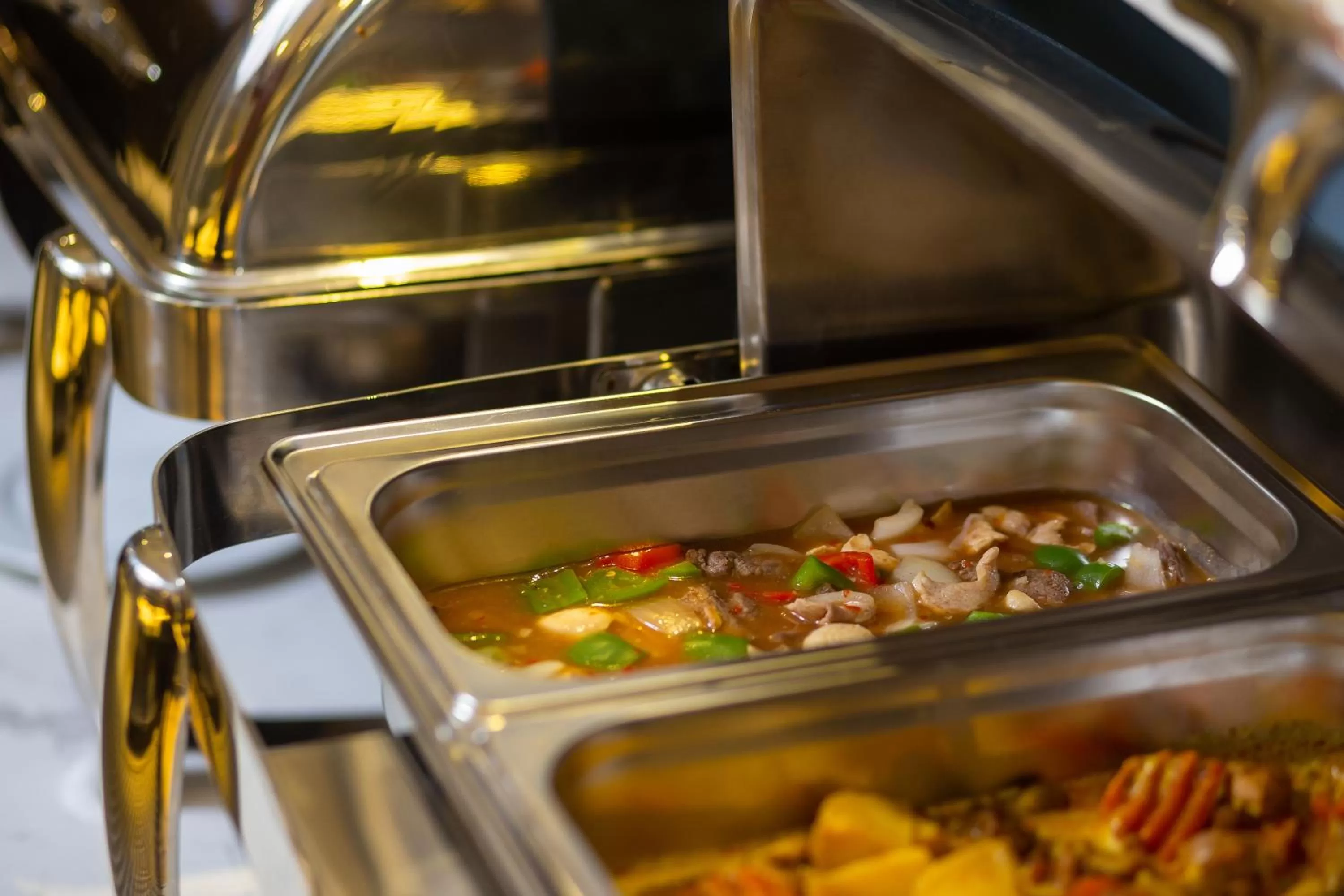 Restaurant/places to eat in 22land Residence Hotel 71 Hang Bong Premium