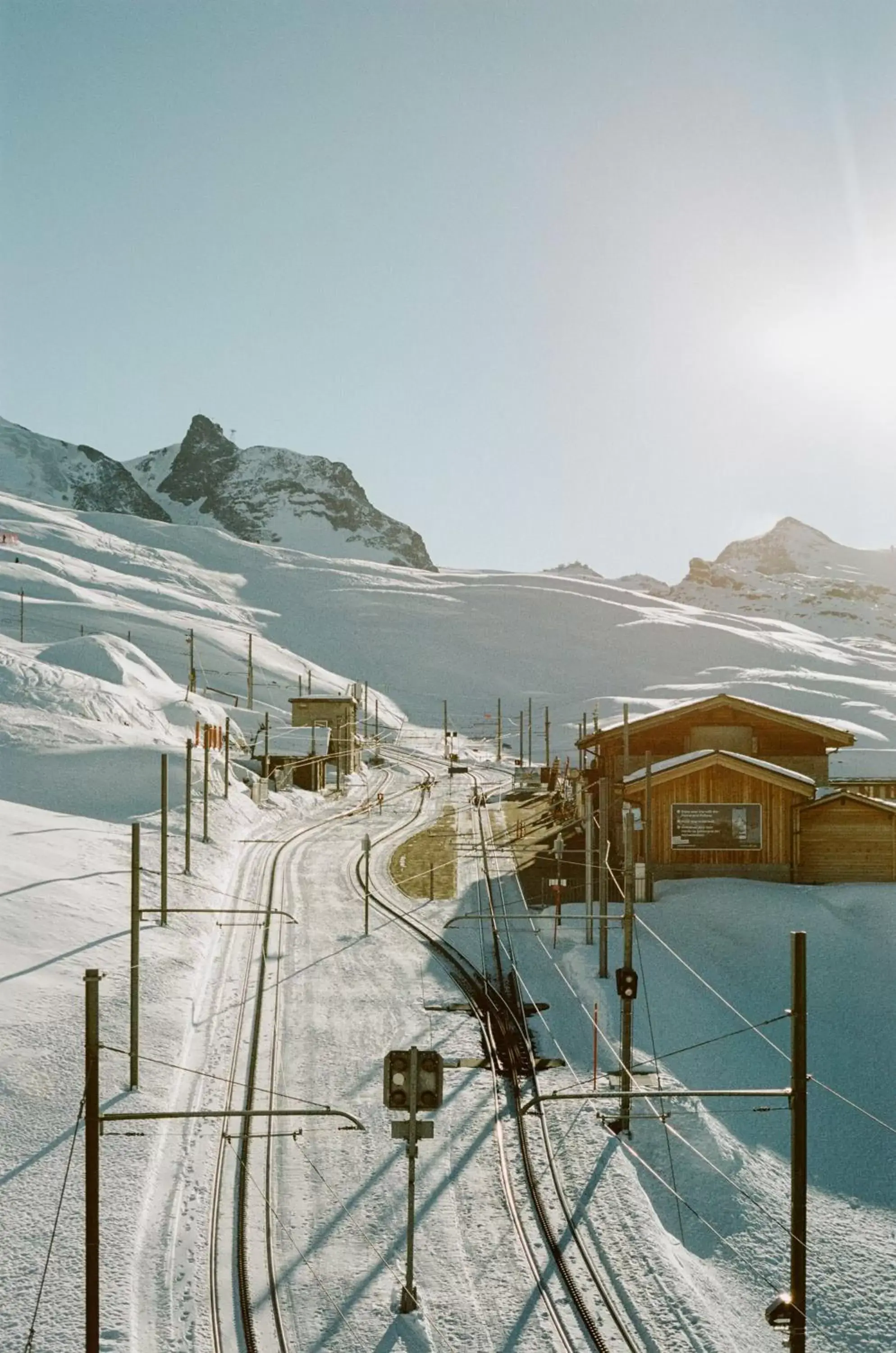 Skiing, Winter in BEAUSiTE Zermatt