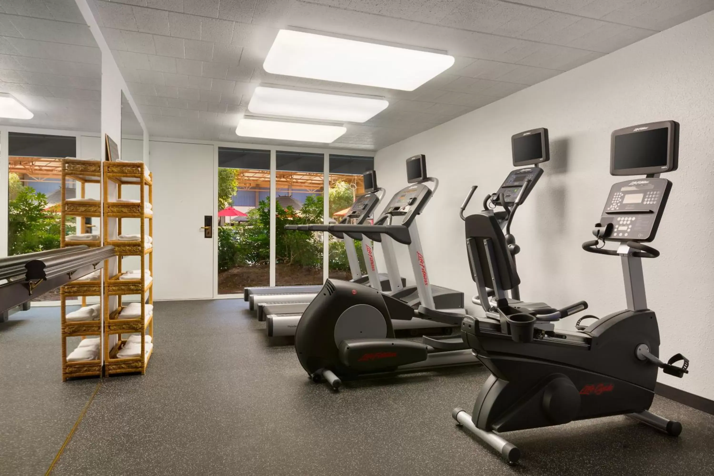 Fitness centre/facilities, Fitness Center/Facilities in Ramada by Wyndham Clarion