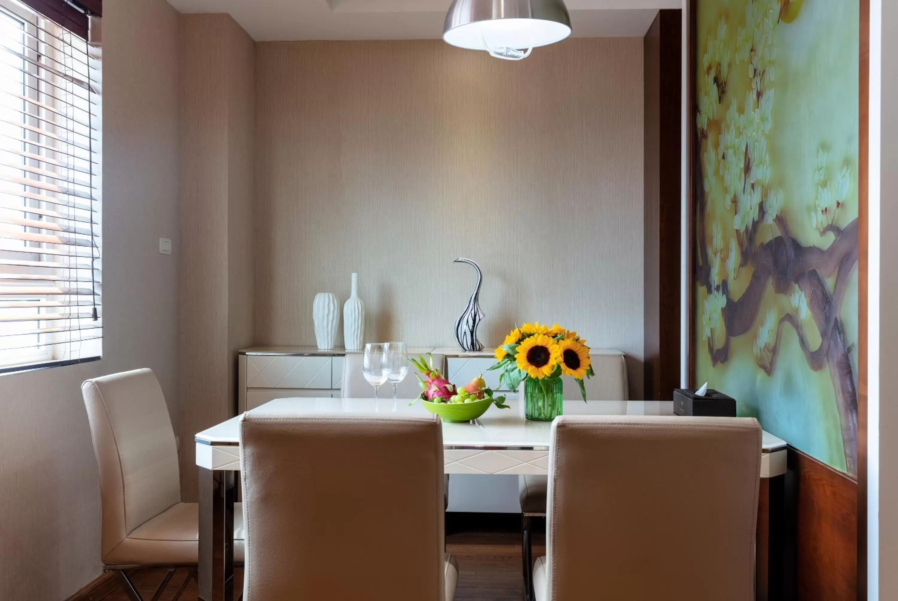 Living room in Skylark Hotel