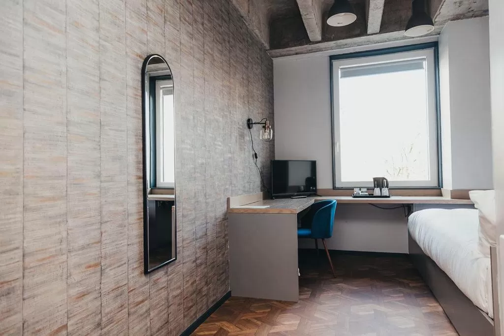 Bed in Quarter by the Warren Collection