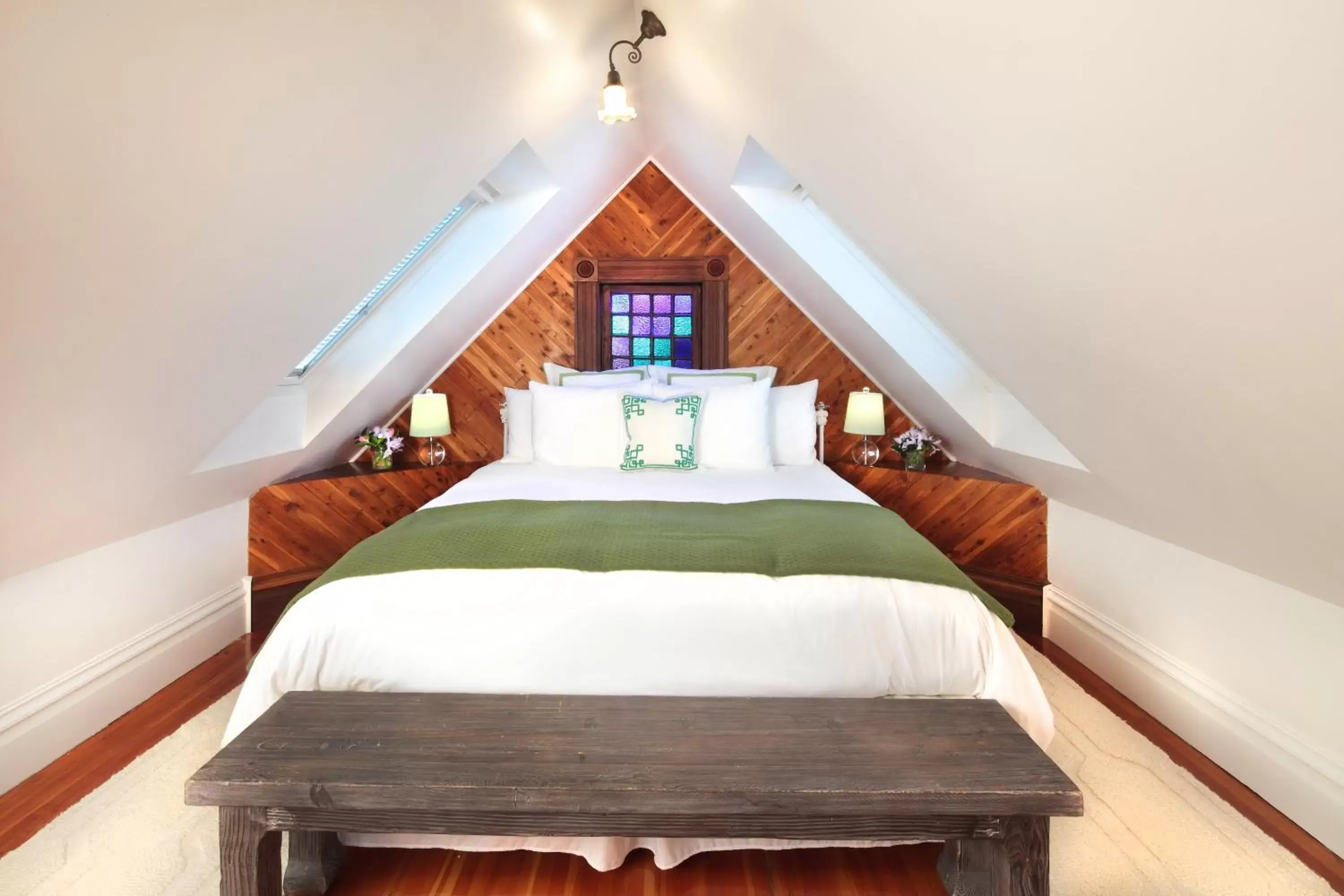 King Room in The Grape Leaf Inn King Room in The Grape Leaf Inn