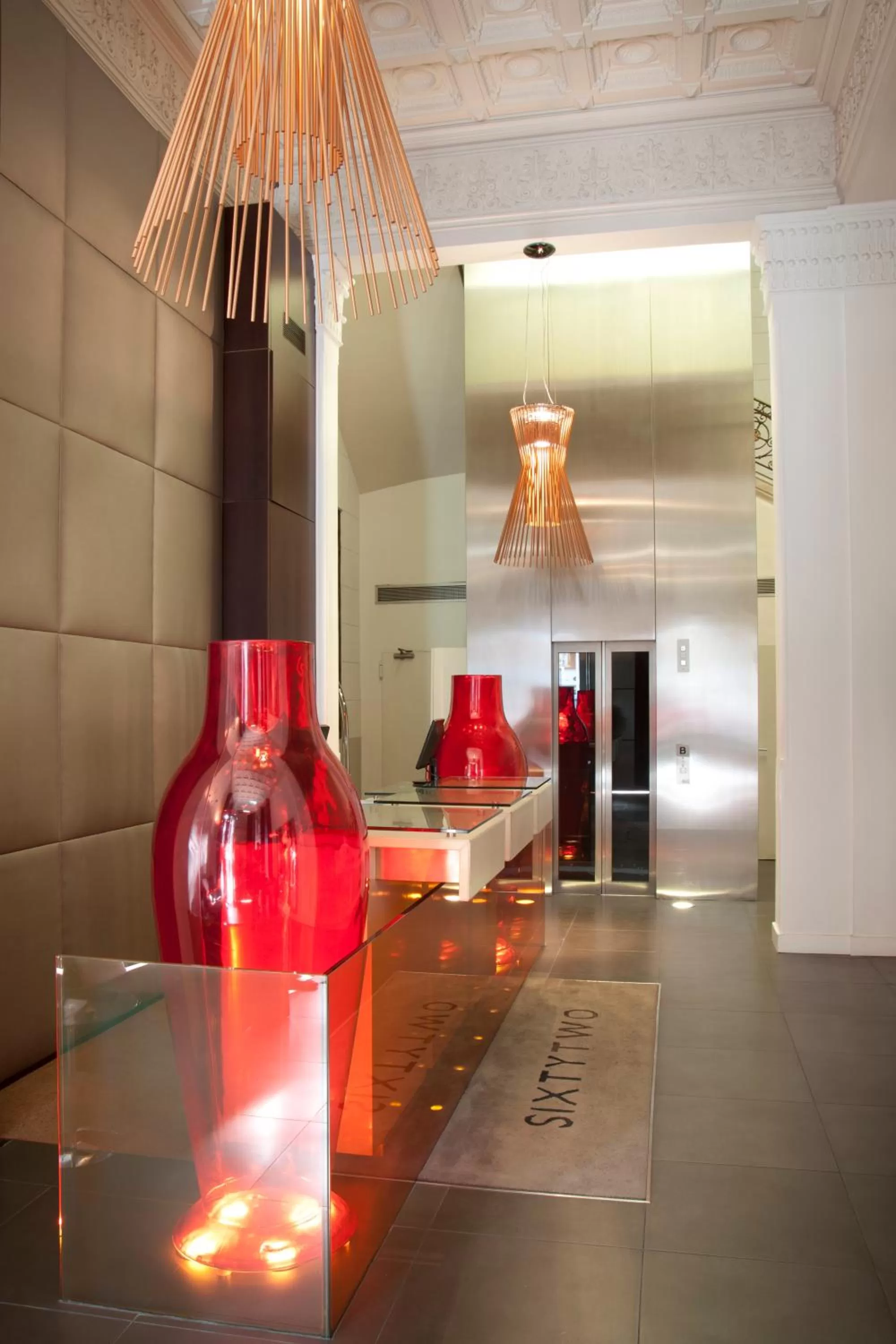 Decorative detail in Sixtytwo Hotel