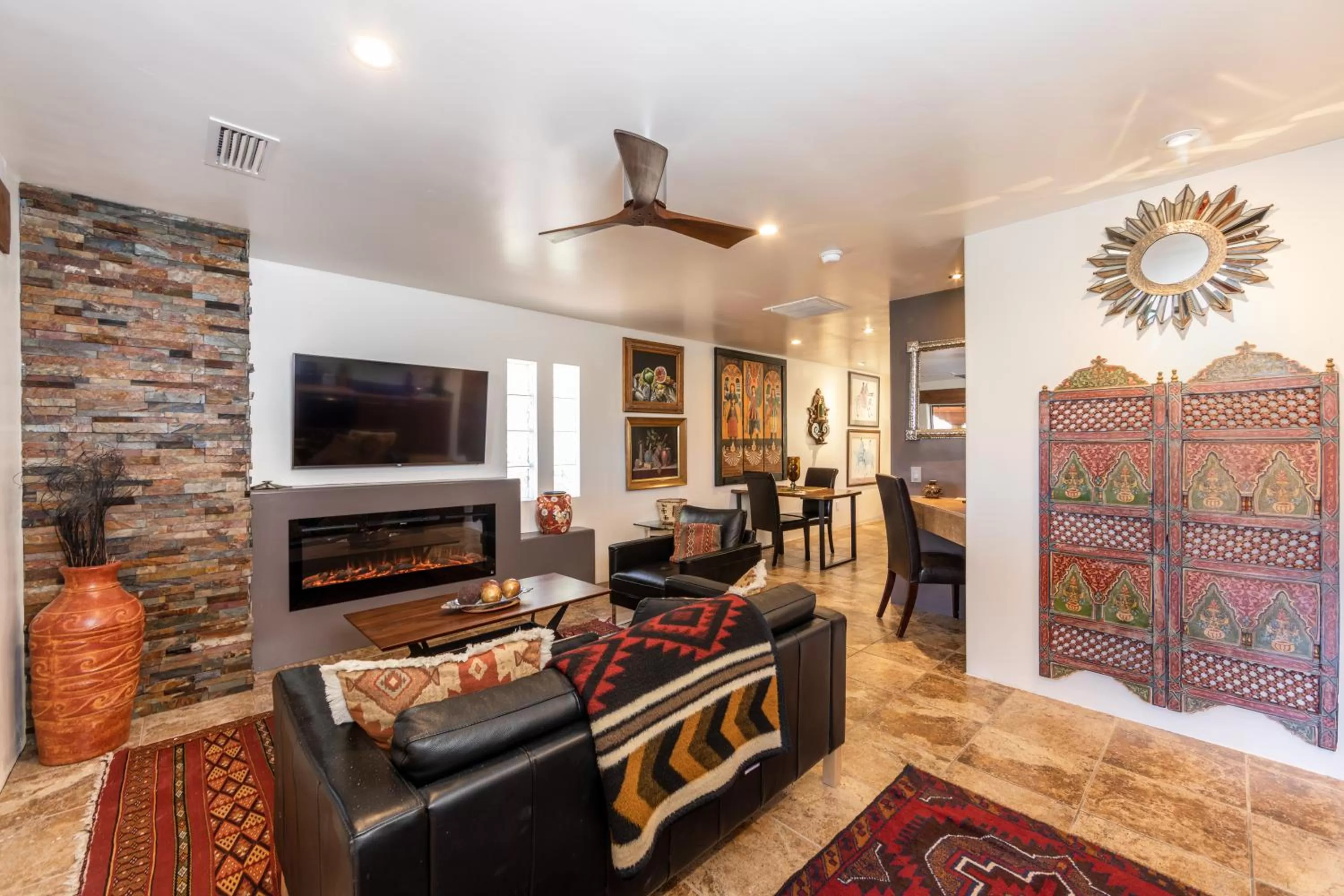 Living room in A Sunset Chateau