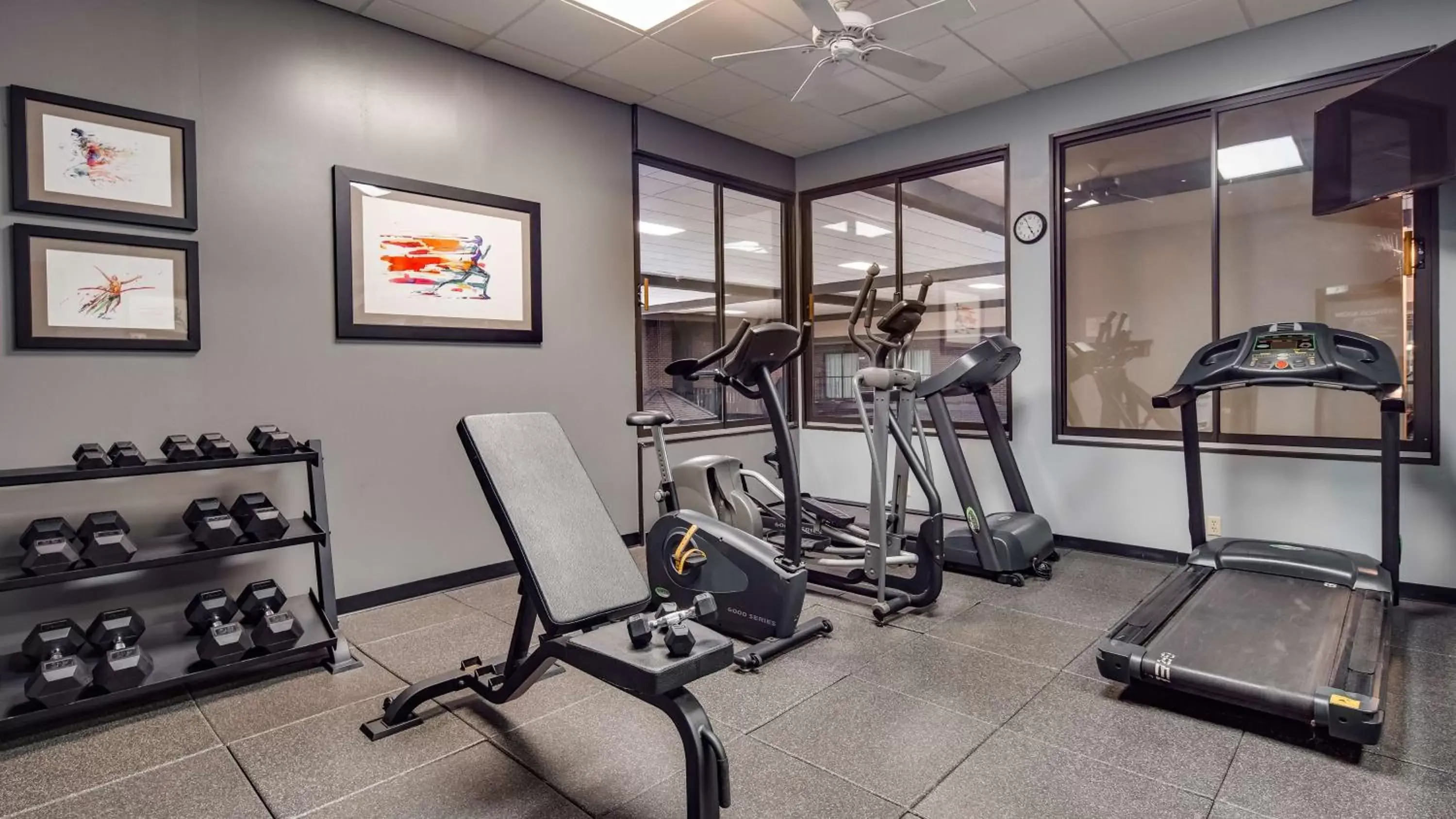 Fitness centre/facilities, Fitness Center/Facilities in Best Western Angus Inn