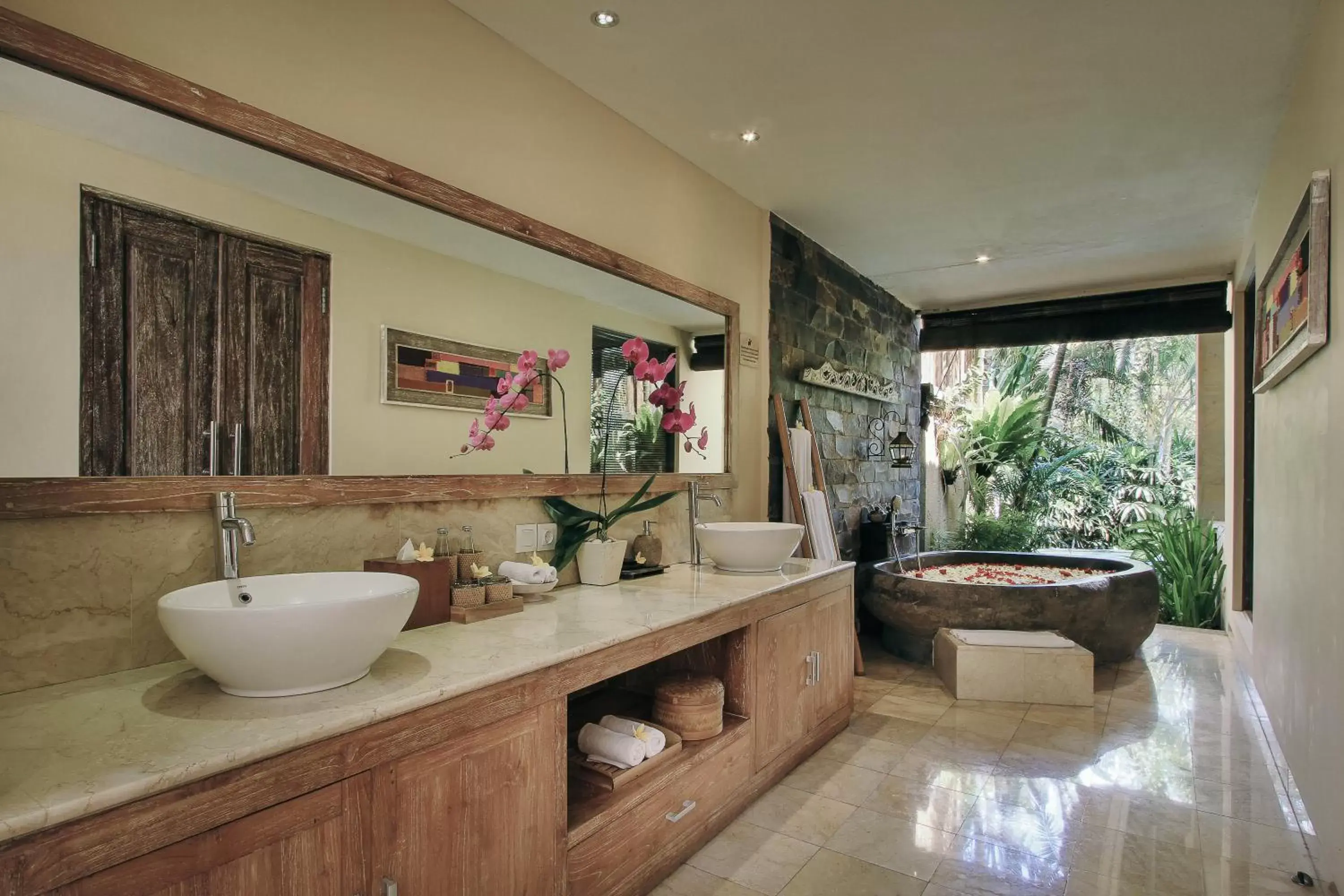 Bathroom in The Sankara Resort by Pramana