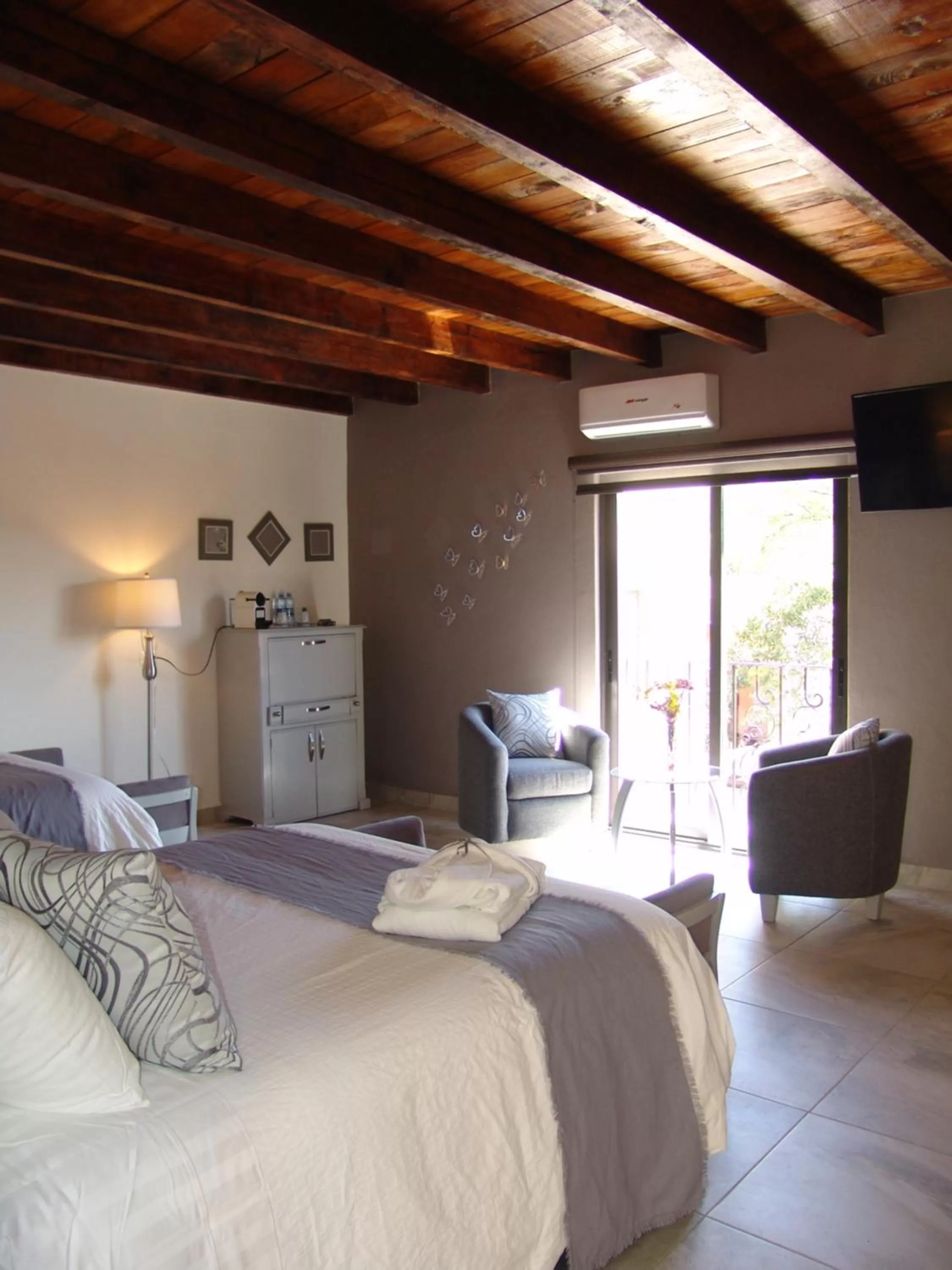 Bed in Hotel Casa Don Quijote