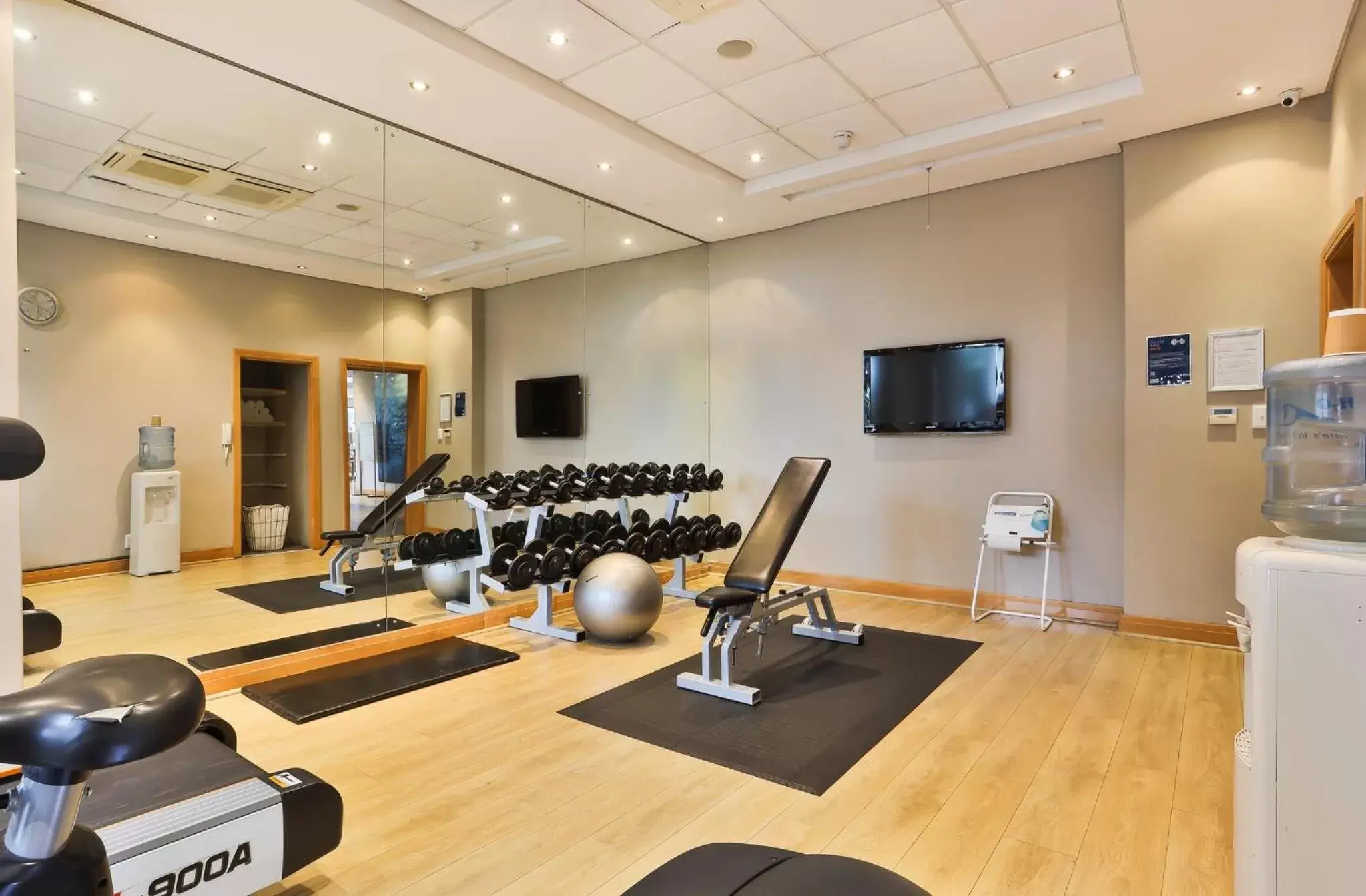Fitness centre/facilities in Holiday Inn Express Durban - Umhlanga, an IHG Hotel