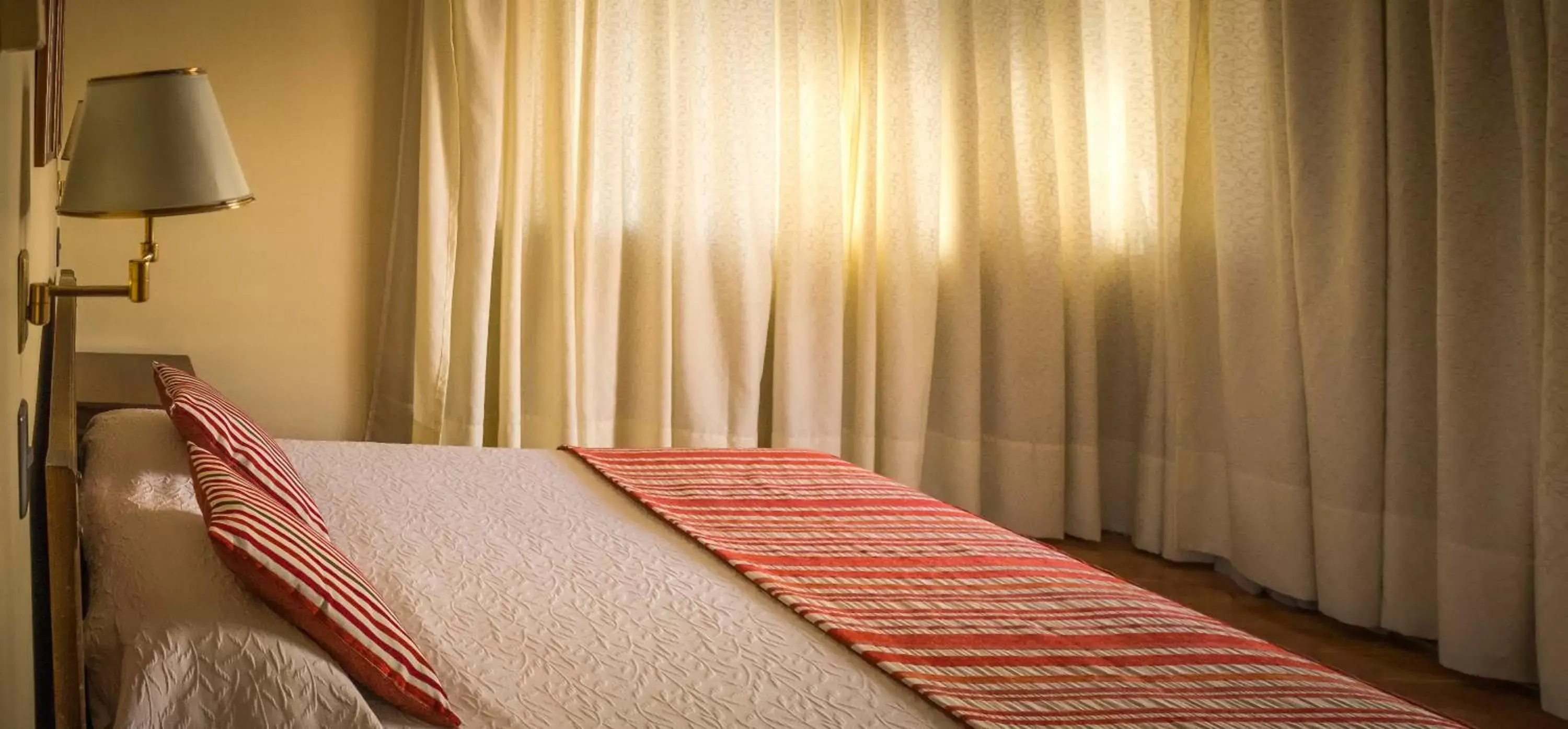 Two-Bedroom Apartment with Terrace in Alessandria Apart - Coronel Pereira Two-Bedroom Apartment with Terrace in Alessandria Apart - Coronel Pereira