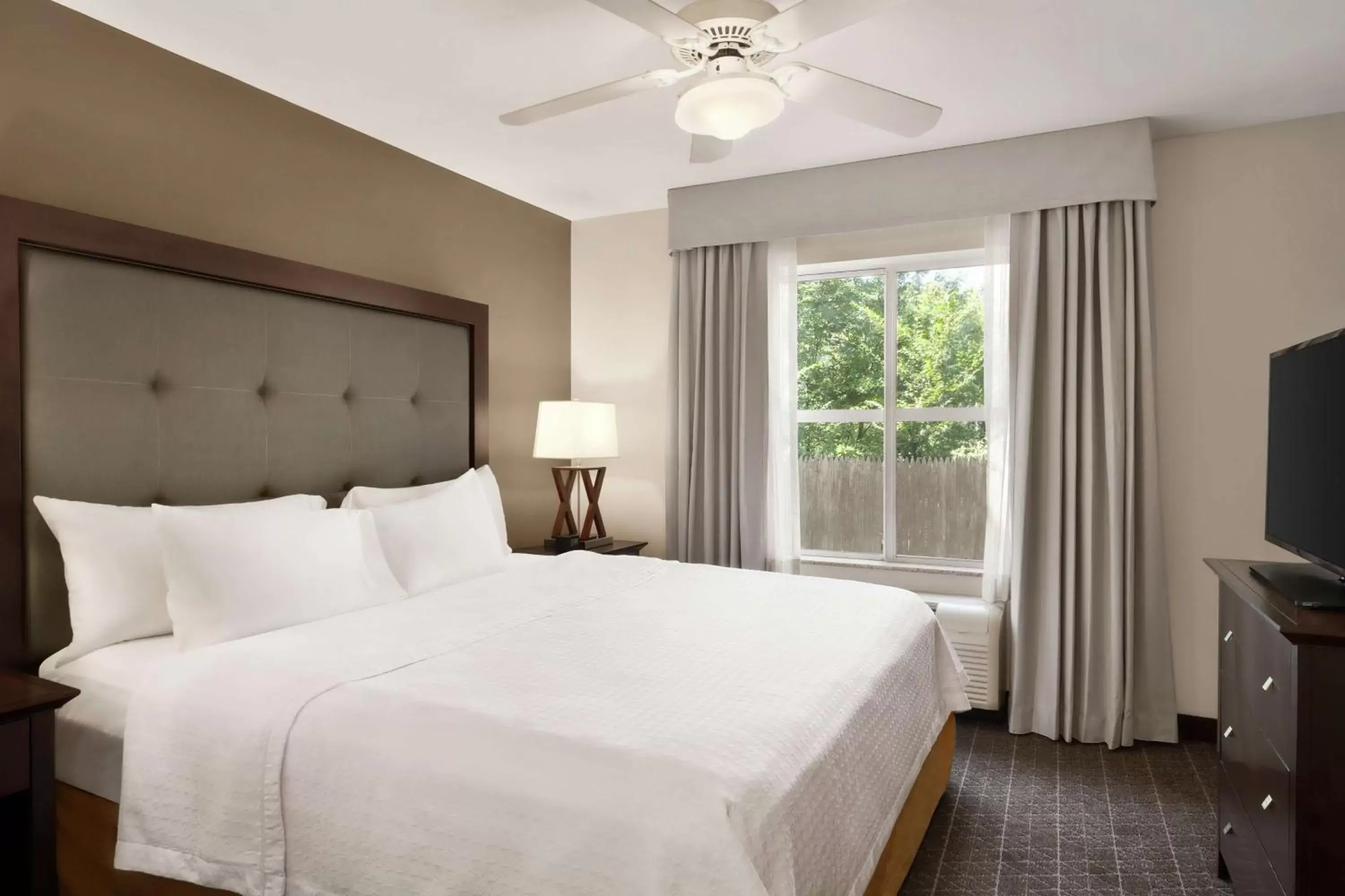 Bed in Homewood Suites by Hilton Dover - Rockaway