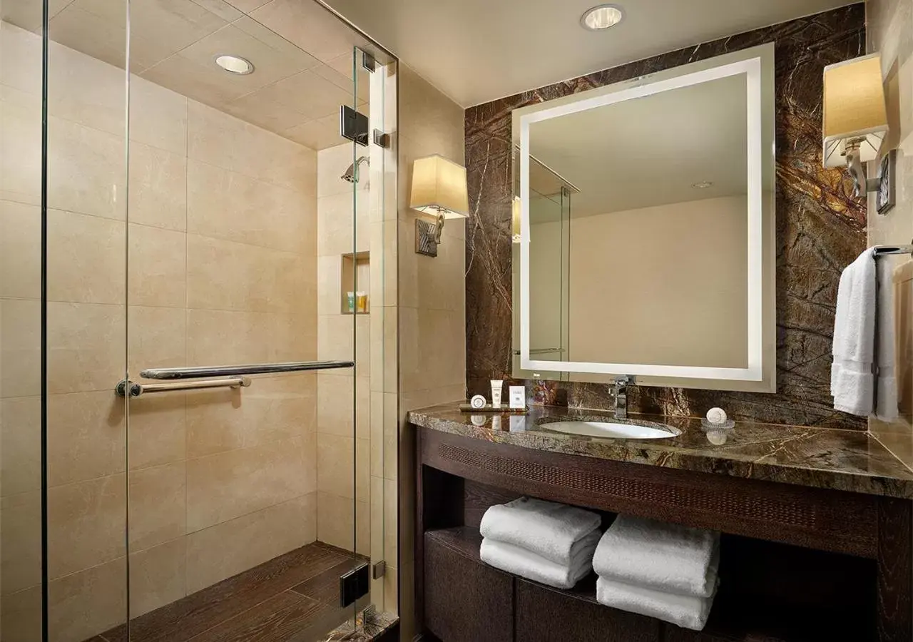 Bathroom in Little America Hotel Flagstaff